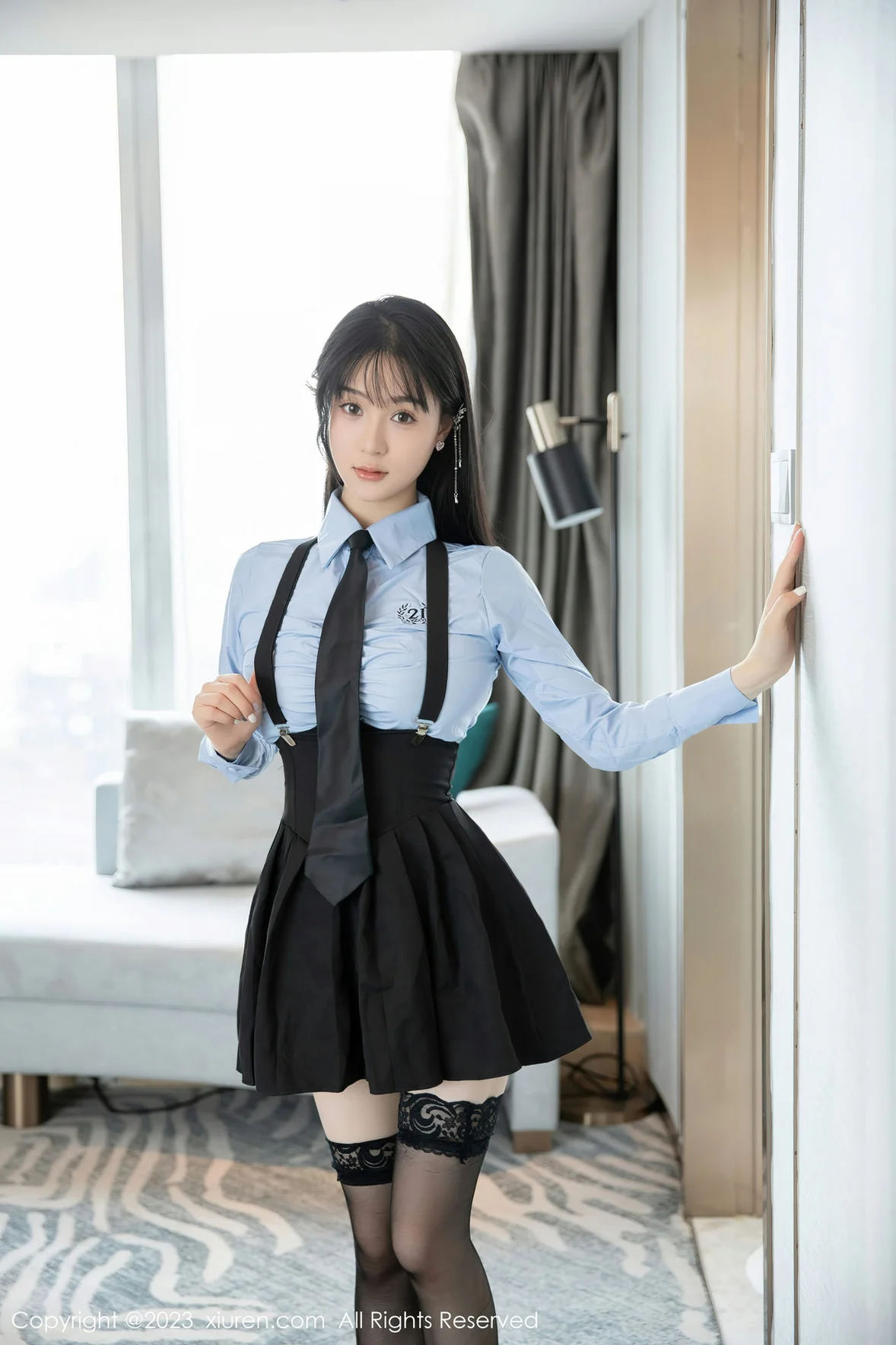  XiuRen 秀人 No.7140 柚琪Rich 性感学妹装扮 [77P]第1张