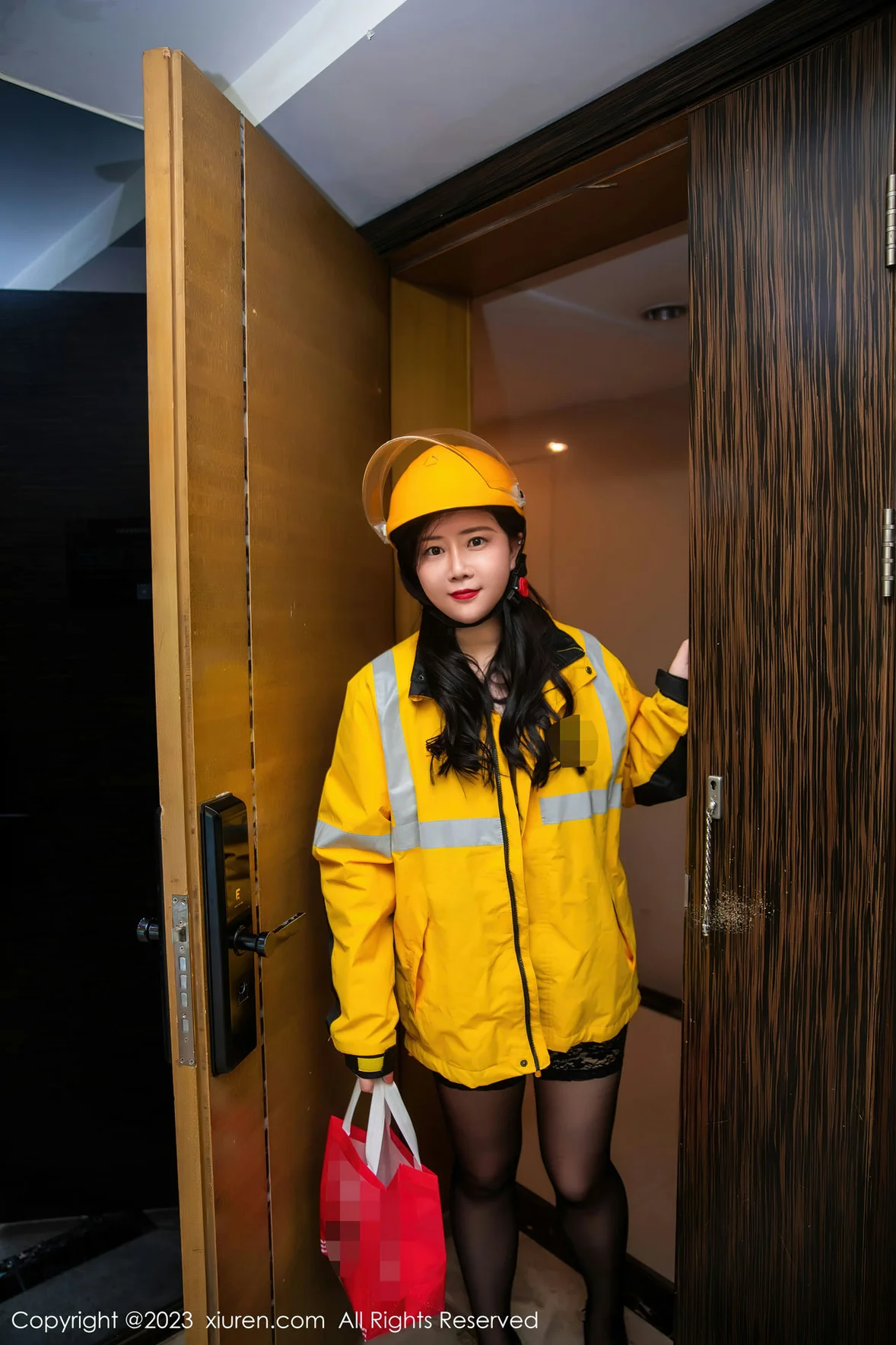  XiuRen 秀人 No.7093 王婉悠Queen 外卖员装扮性感写真 [92P]第6张