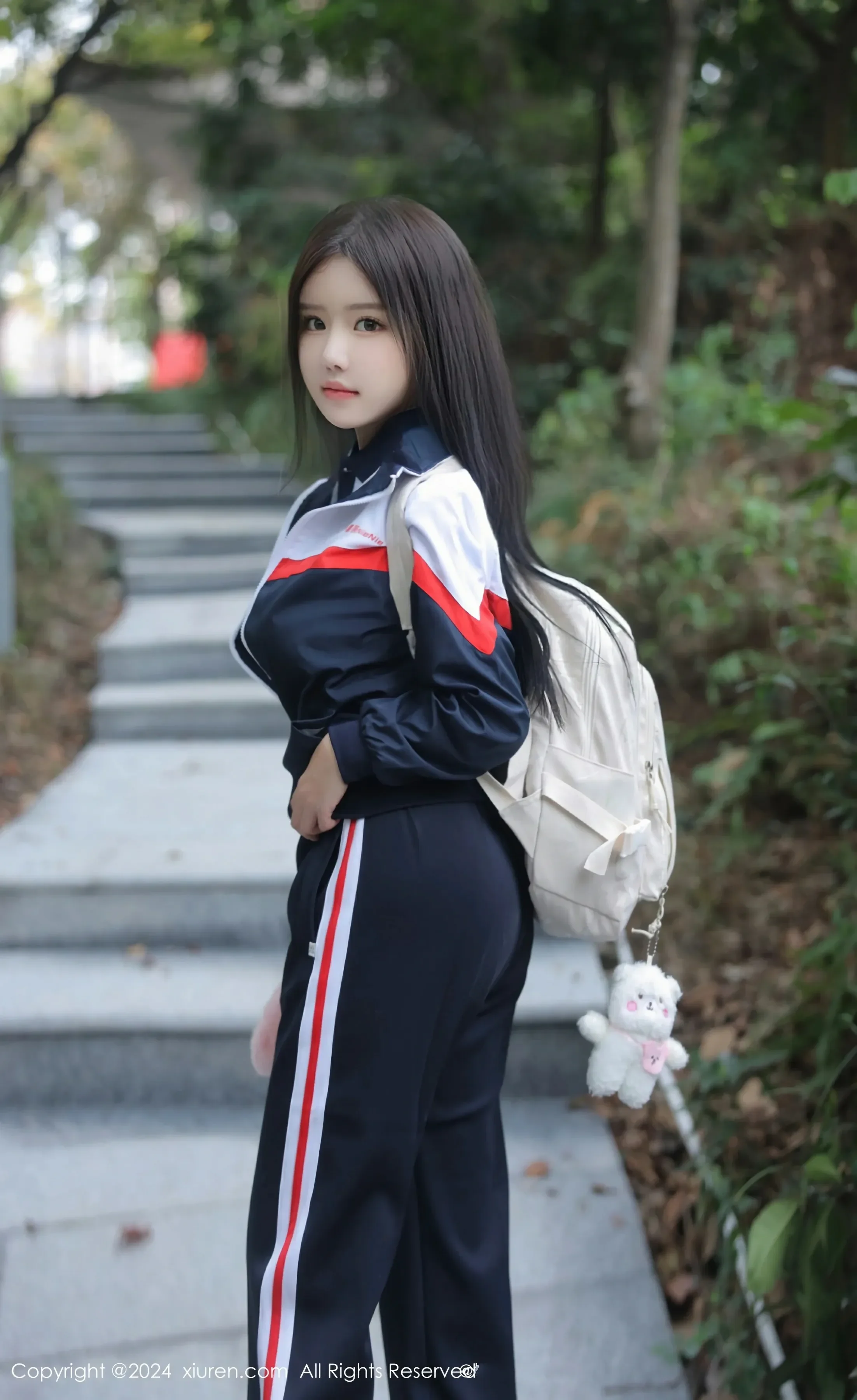  XiuRen 秀人 No.8335 小薯条nienie [88P]第2张