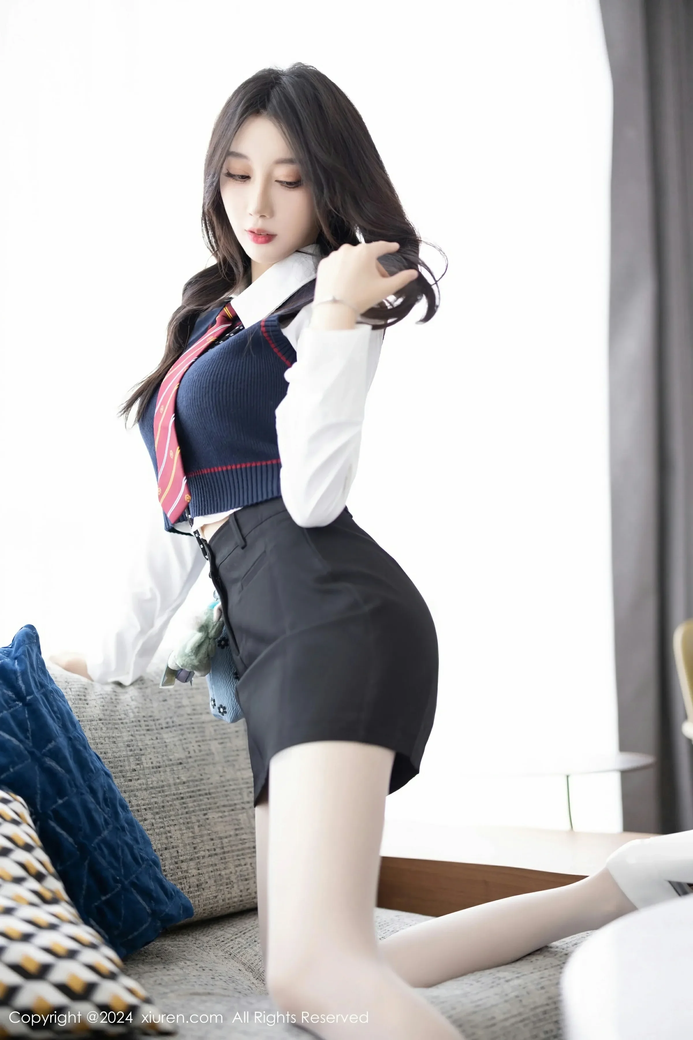  XiuRen 秀人 No.8247 玥儿玥 [82P]第9张