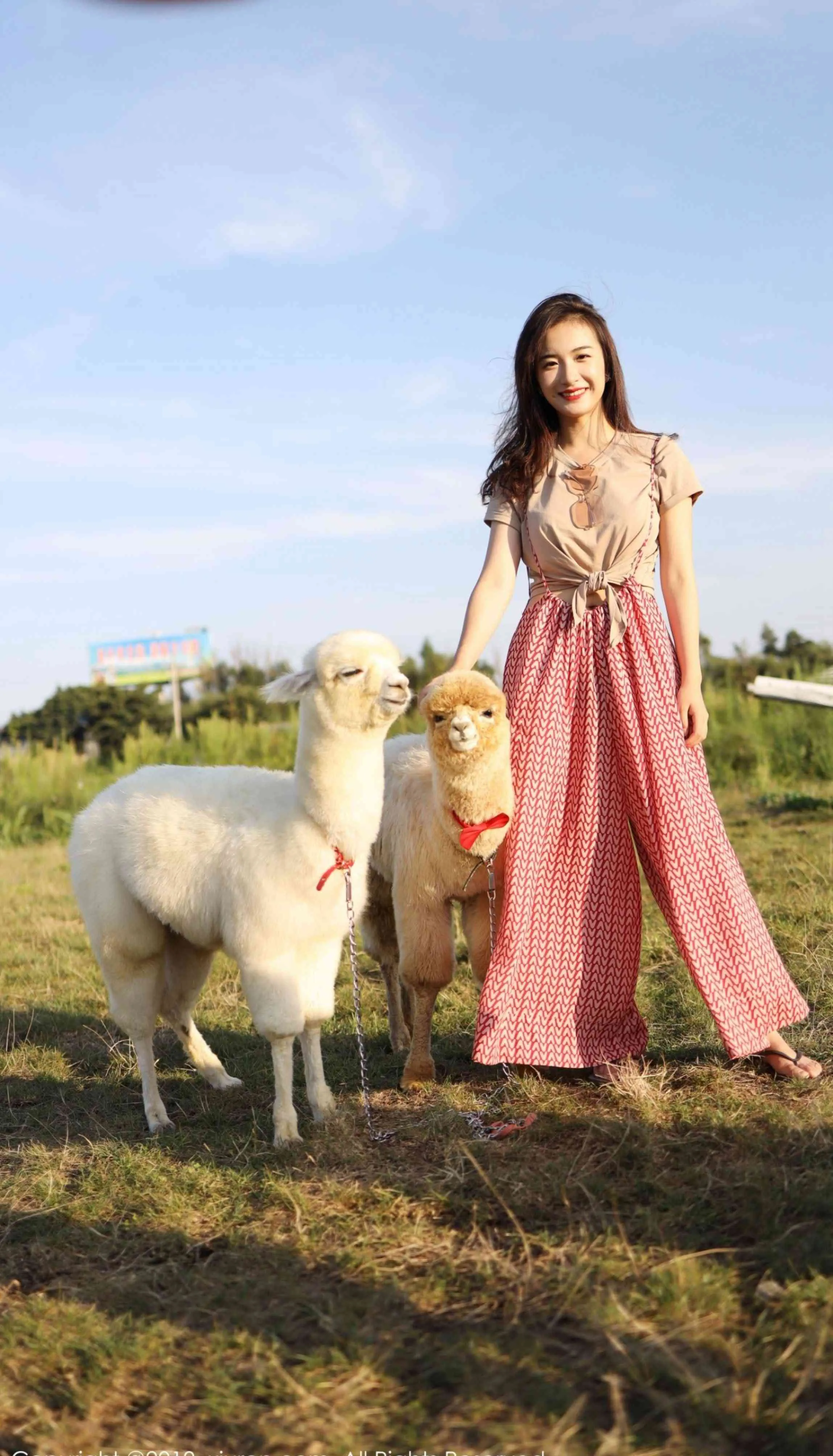 XIUREN秀人网 No.1718 艺儿拿铁第10张