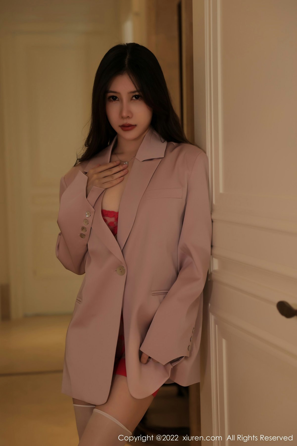 [XiuRen秀人网] 2022.12.05 No.5951 尹甜甜第1张