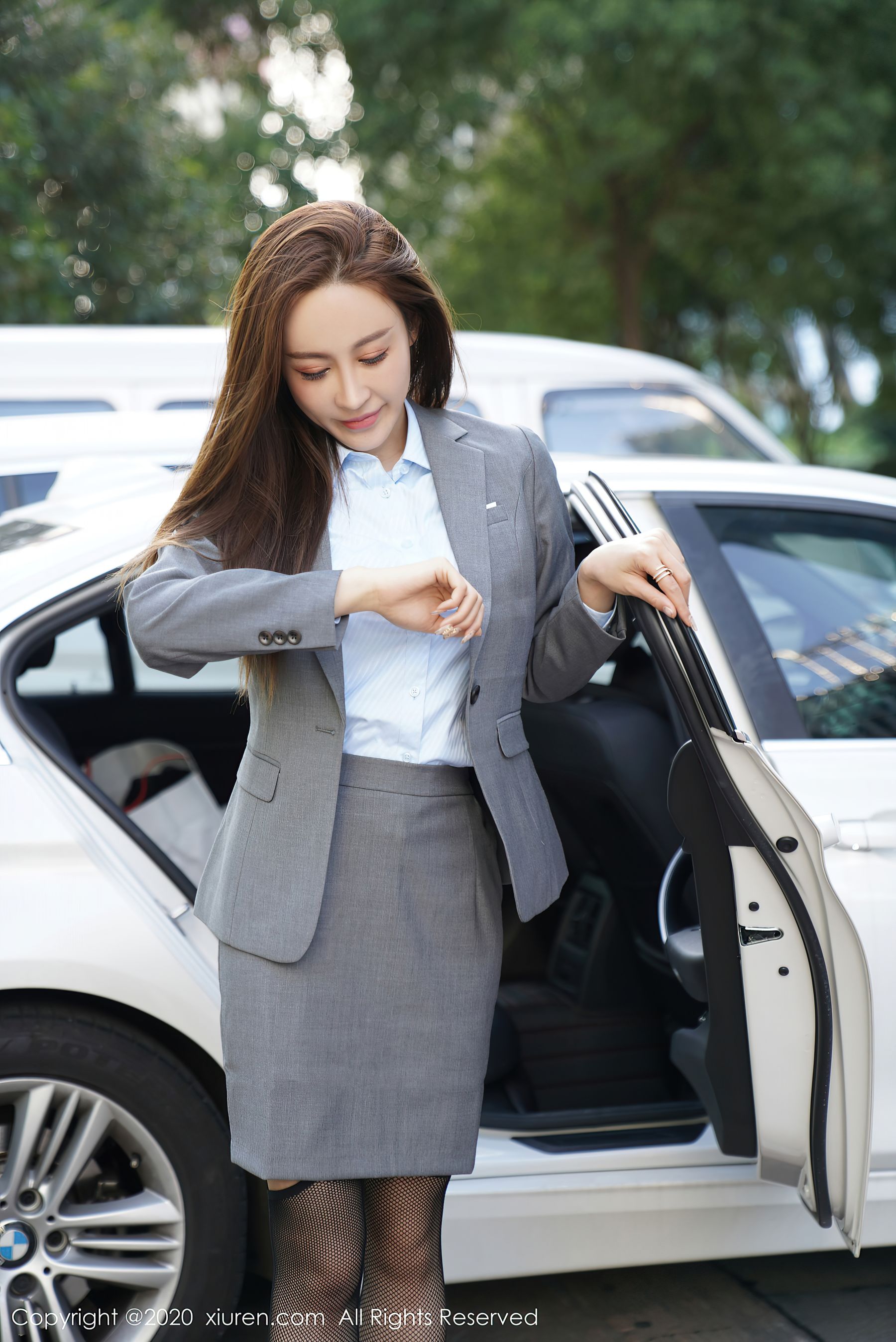  秀人 No.2638 周井空第9张