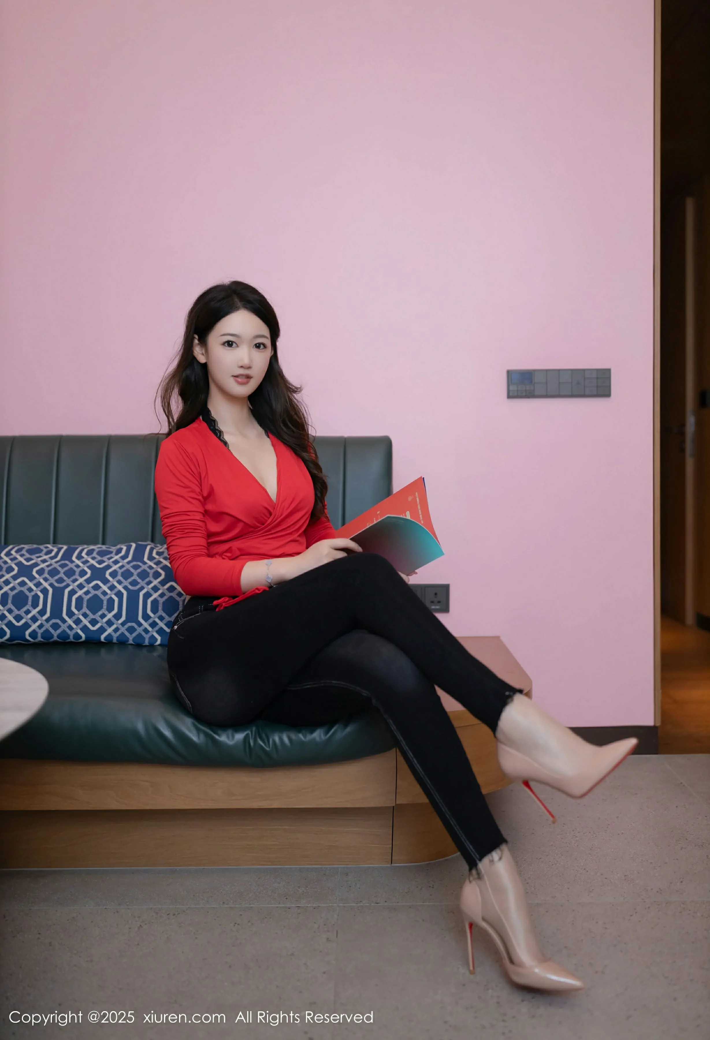  XiuRen 秀人 No.9894 唐安琪 [79P]第3张