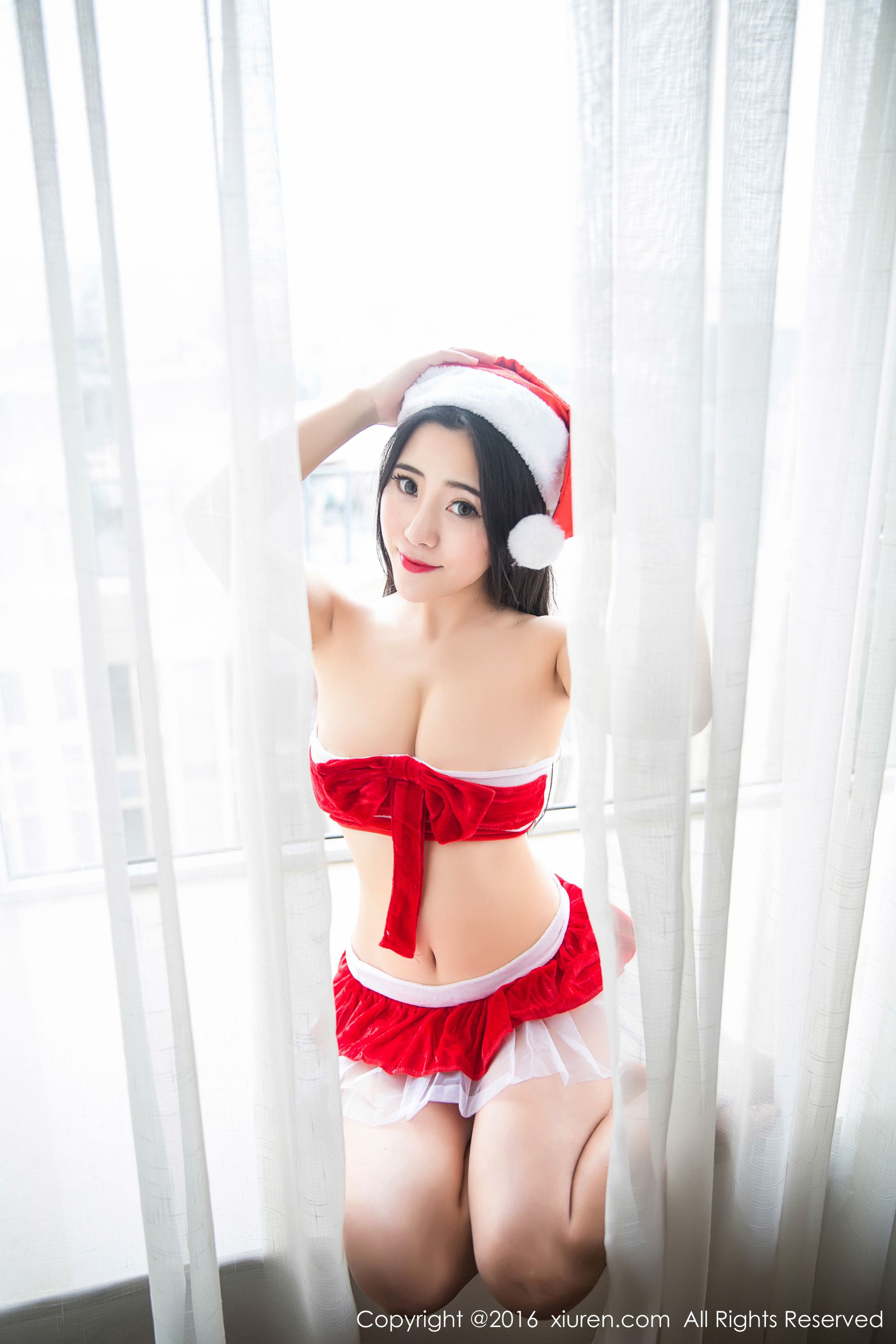  兜豆靓Youlina《最靓圣诞礼物》 秀人网 No.660第16张