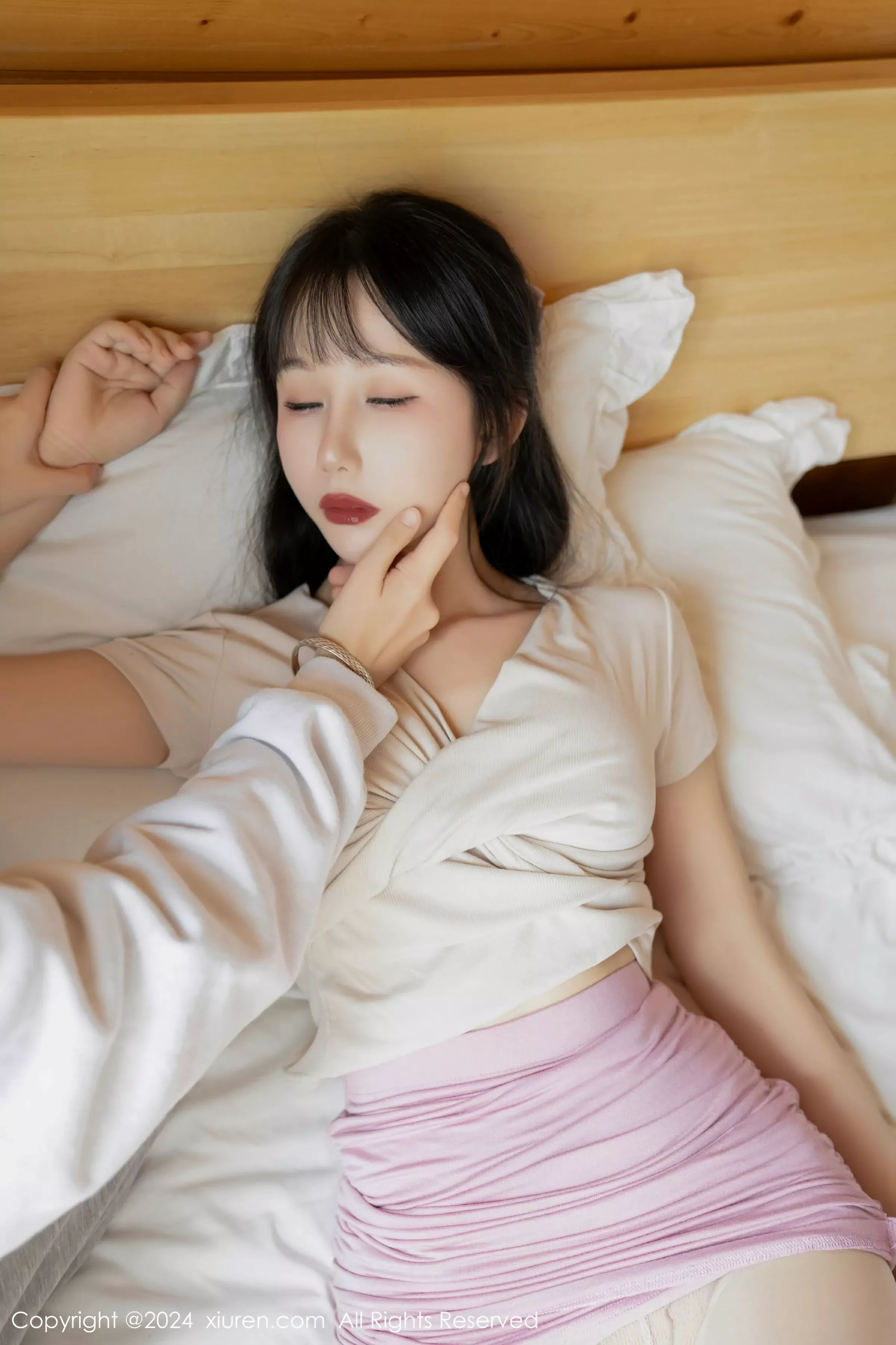  XiuRen 秀人 No.8112 波巧酱 [85P]第17张