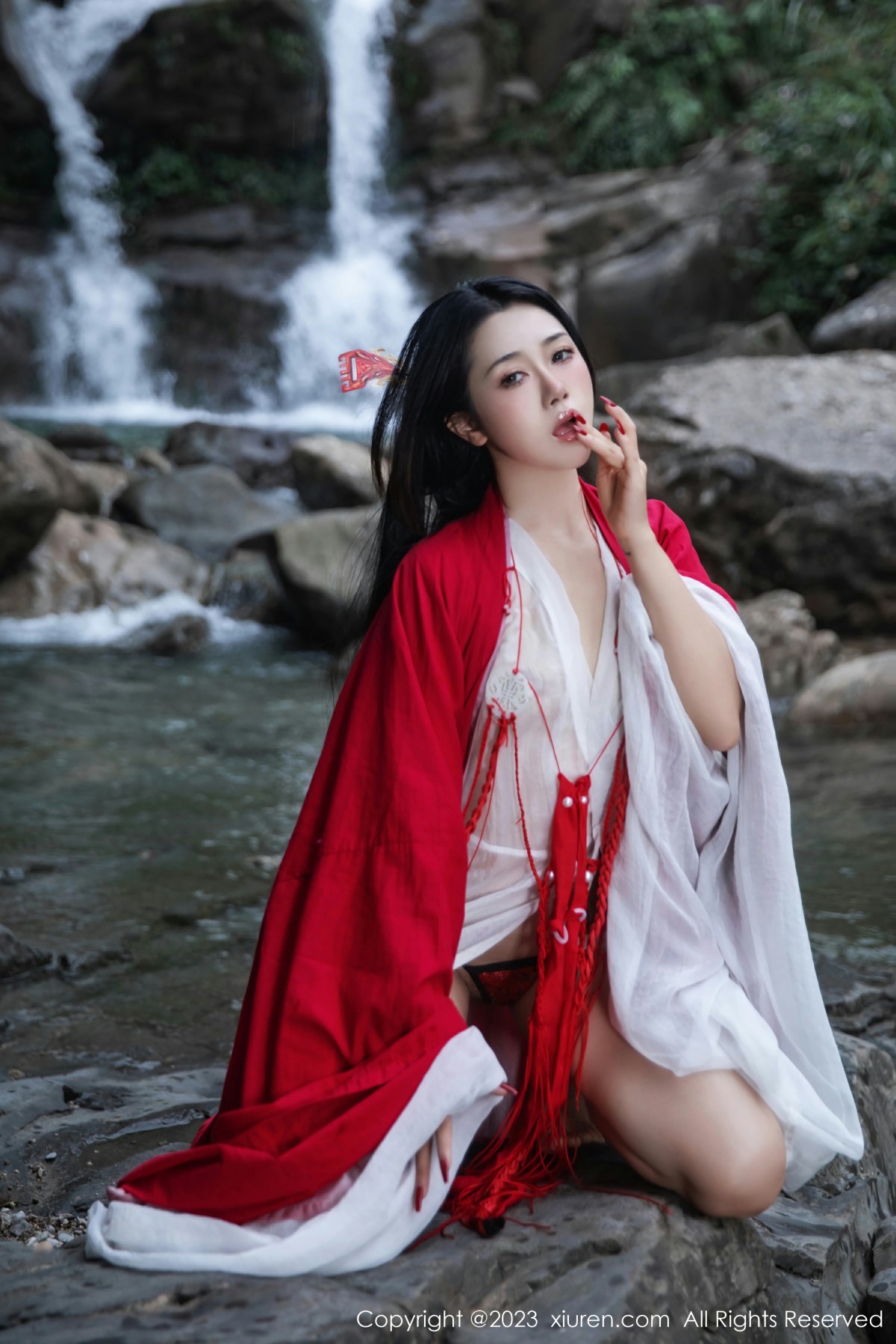 [XiuRen秀人网] 2023.08.28 No.7295 严利娅Yuliya第6张