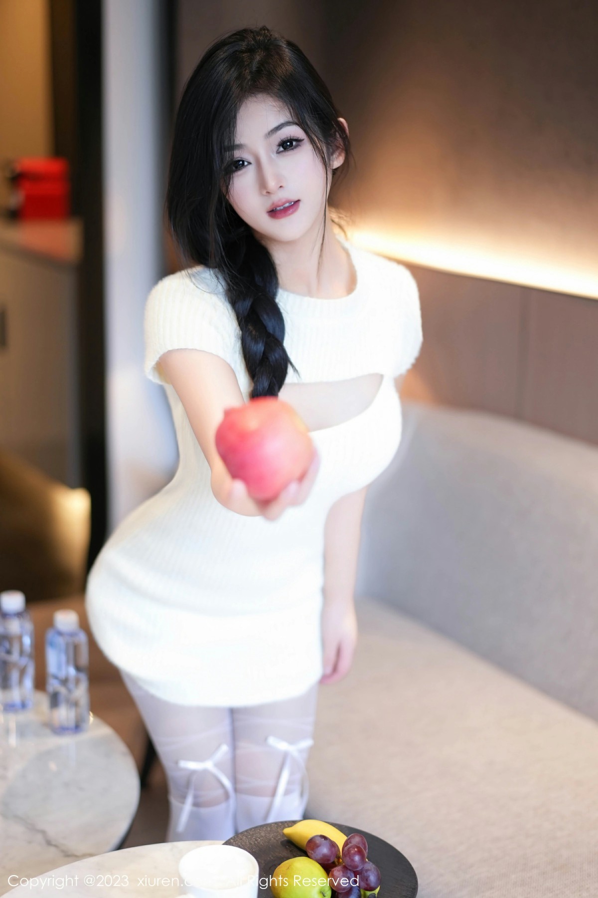 [XiuRen秀人网] 2023.10.20 No.7541 谭小灵第1张