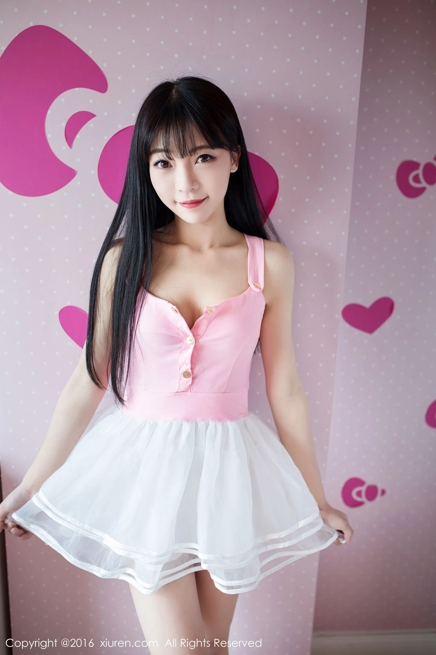 Mio莉莉《丝粉色的初恋》 秀人网 No.552第11张