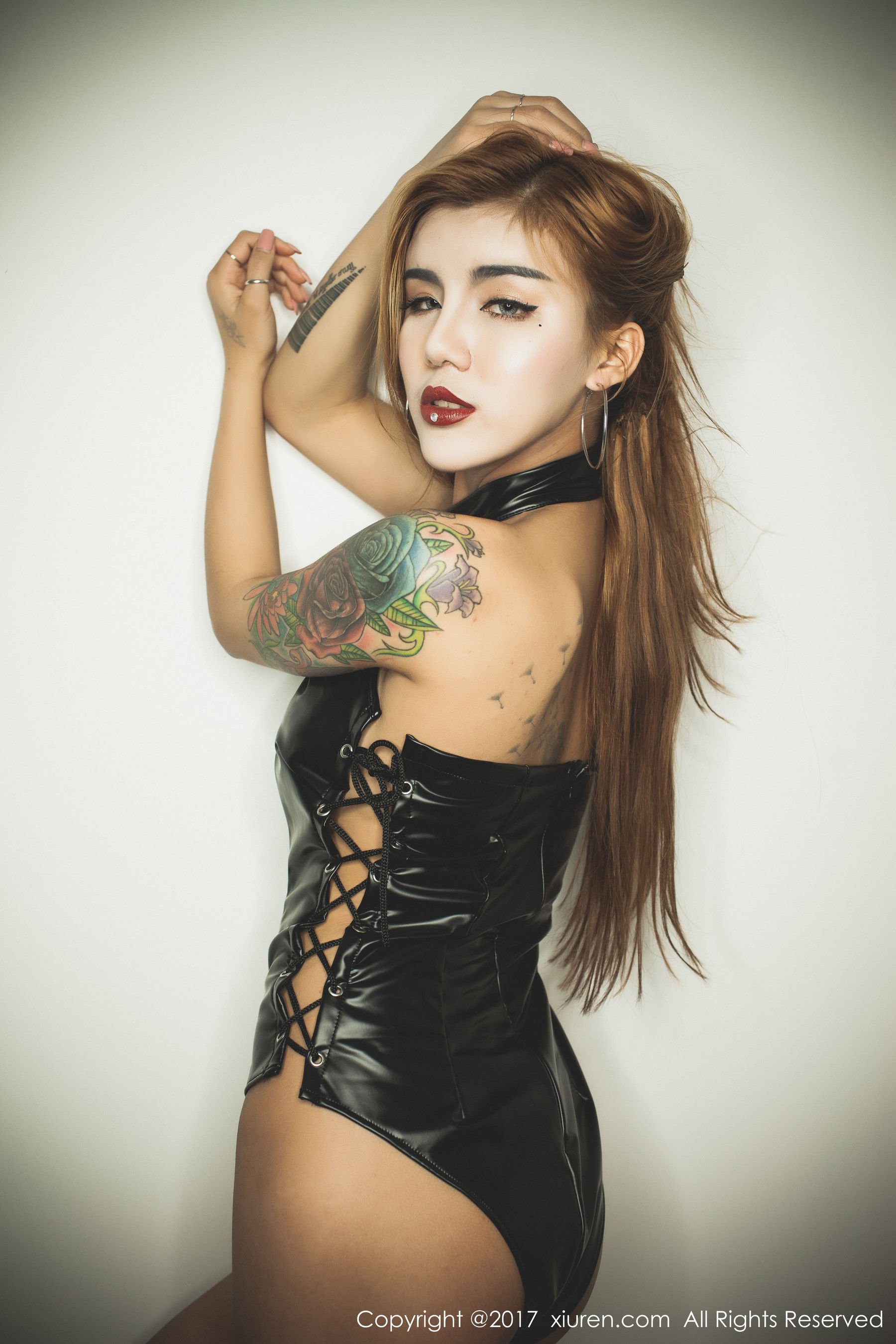 Tina、代子《妖娆魅惑与性感狂野并存》 秀人网XIUREN No.691第21张