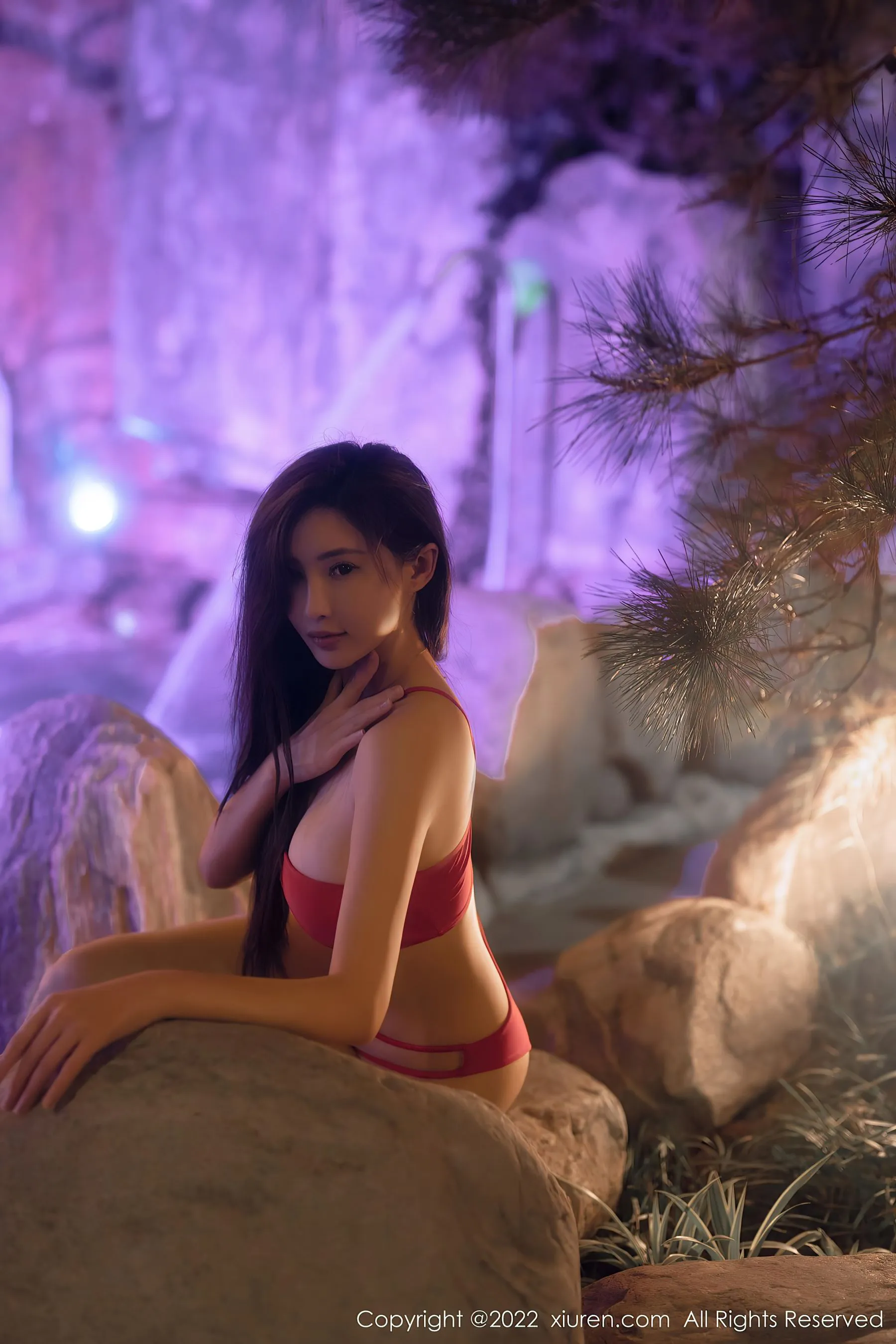  秀人网 No.6014 Carol周妍希 温泉写真第2张