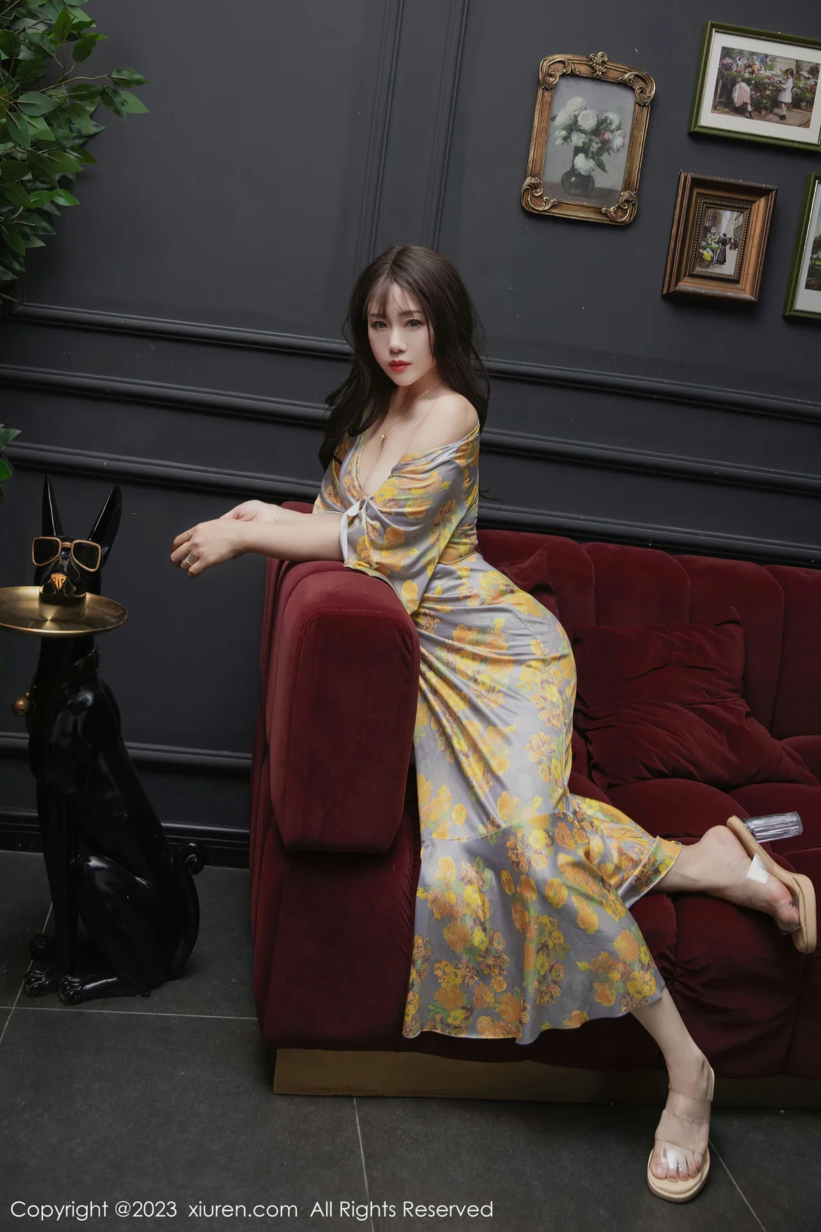  XiuRen 秀人 No.6949 严利娅Yuliya 黄灰色睡裙性感写真 [85P]第12张