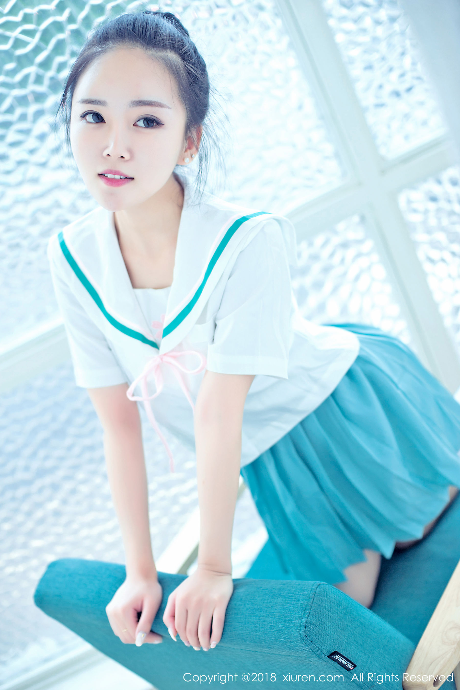  红气球《童颜巨乳稚气未脱小姑娘》 秀人 No.932第5张