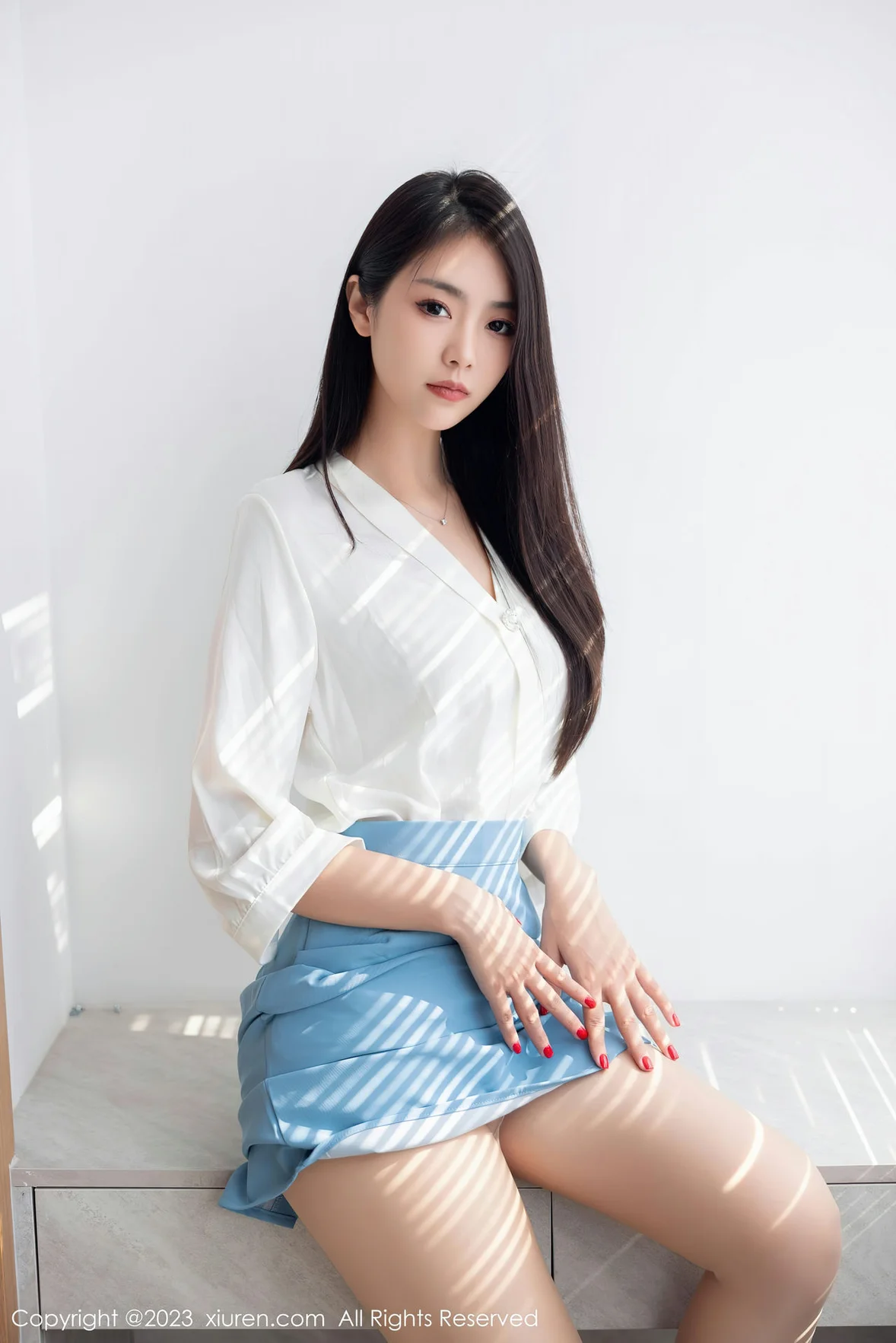  XiuRen 秀人 No.7314 可樂Vicky 娇柔丰满性感写真 [82P]第2张