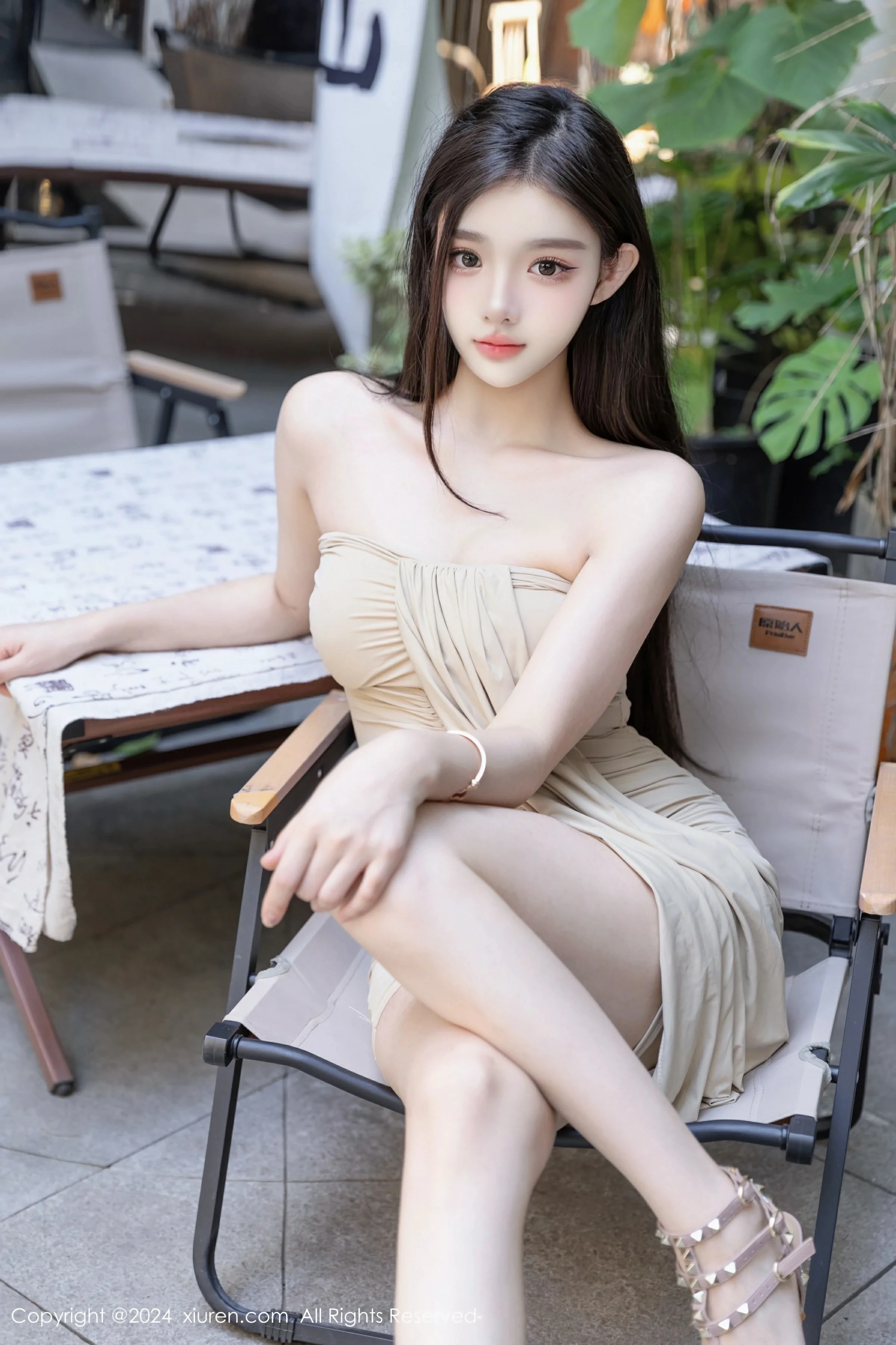 [XiuRen秀人网] 2024.07.19 No.8883 龙雪儿第1张