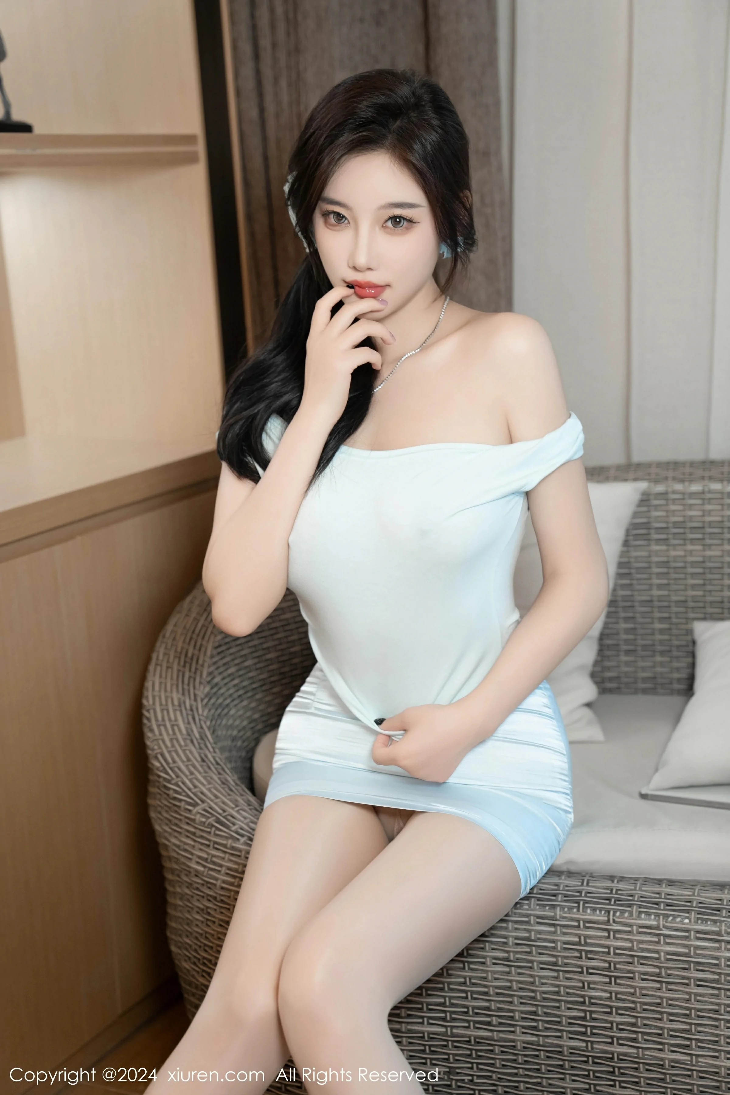 [XiuRen秀人网] 2024.08.02 No.8960 杨晨晨Yome第1张