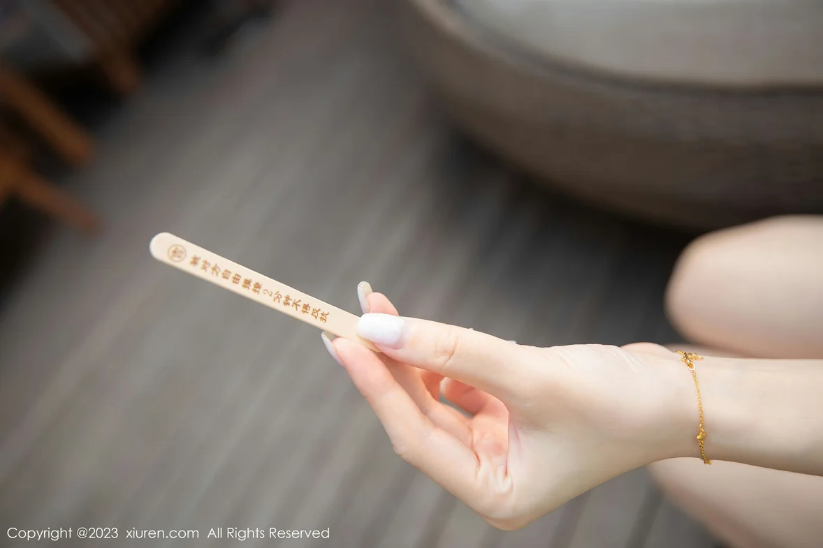  XiuRen 秀人 No.7221 是小逗逗 抽签小游戏主题性感写真 [80P]第1张