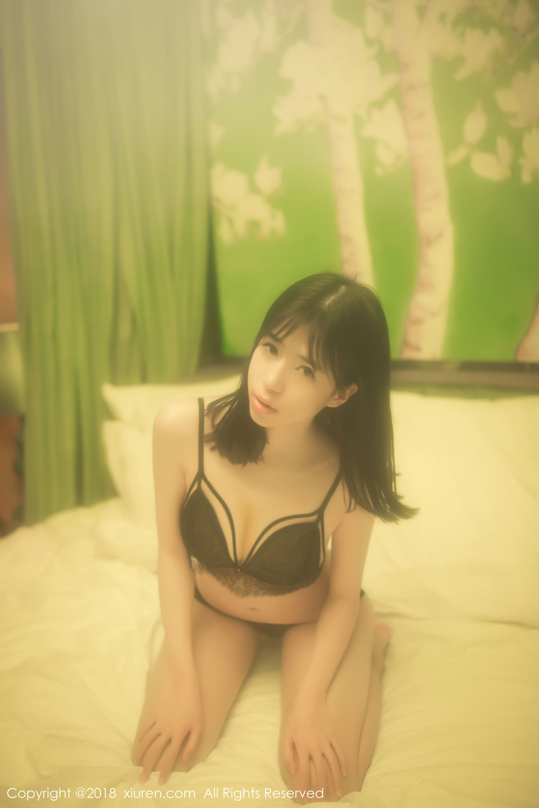  模特艾栗栗栗栗栗栗吖《清新美腿外拍与私房内衣魅惑》 XiuRen 秀人网 No.1026第11张