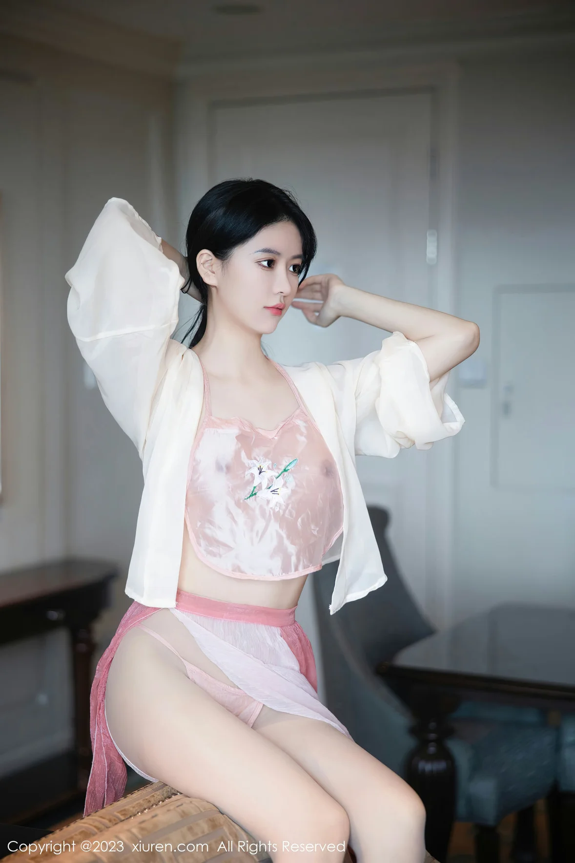  XiuRen 秀人 No.7290 幼幼 原色丝袜泰国旅拍 [89P]第5张