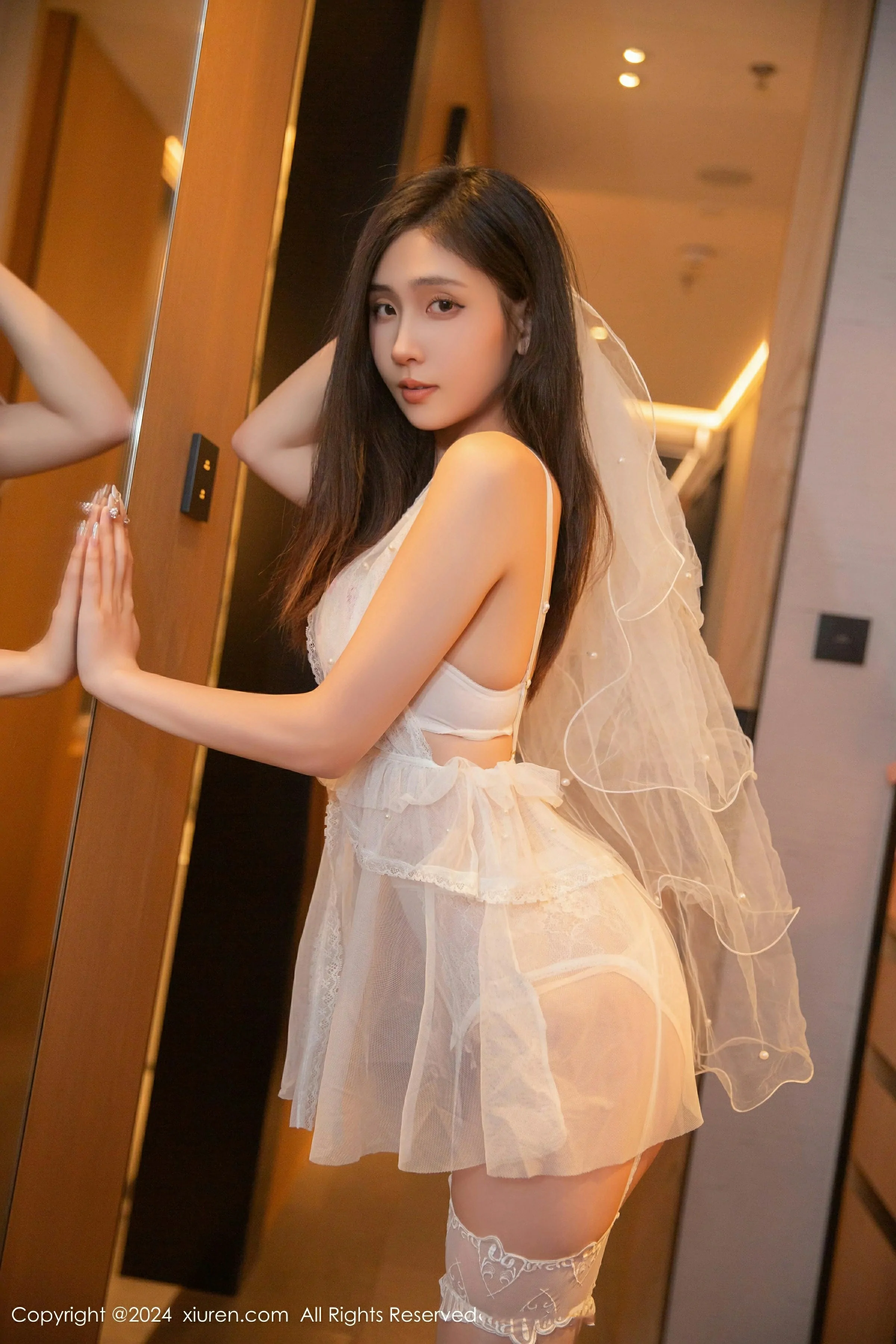 [XiuRen秀人网] 2024.10.12 No.9272 刘婷婷第1张