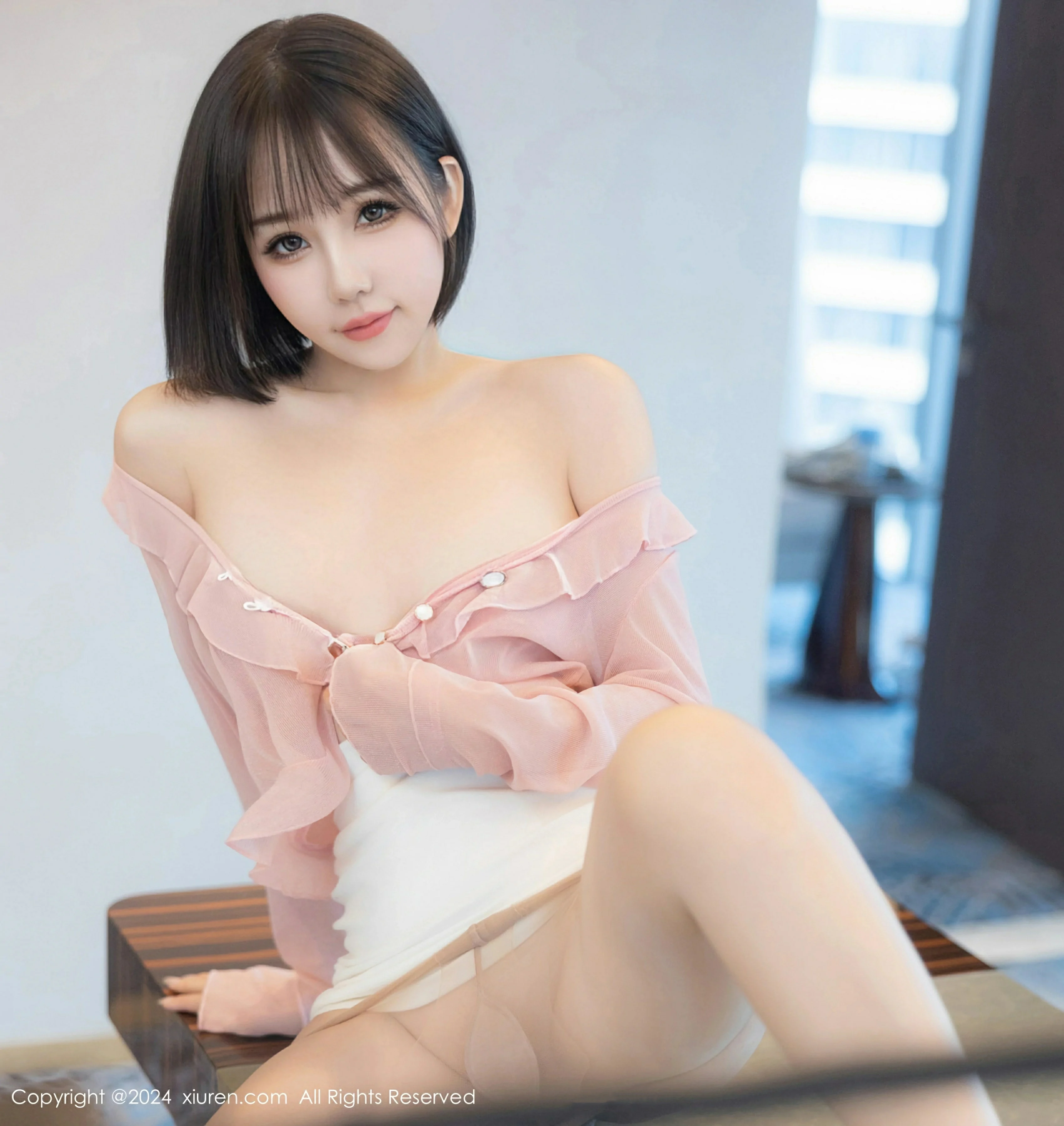 [XiuRen秀人网] 2024.10.12 No.9273 波巧酱第1张