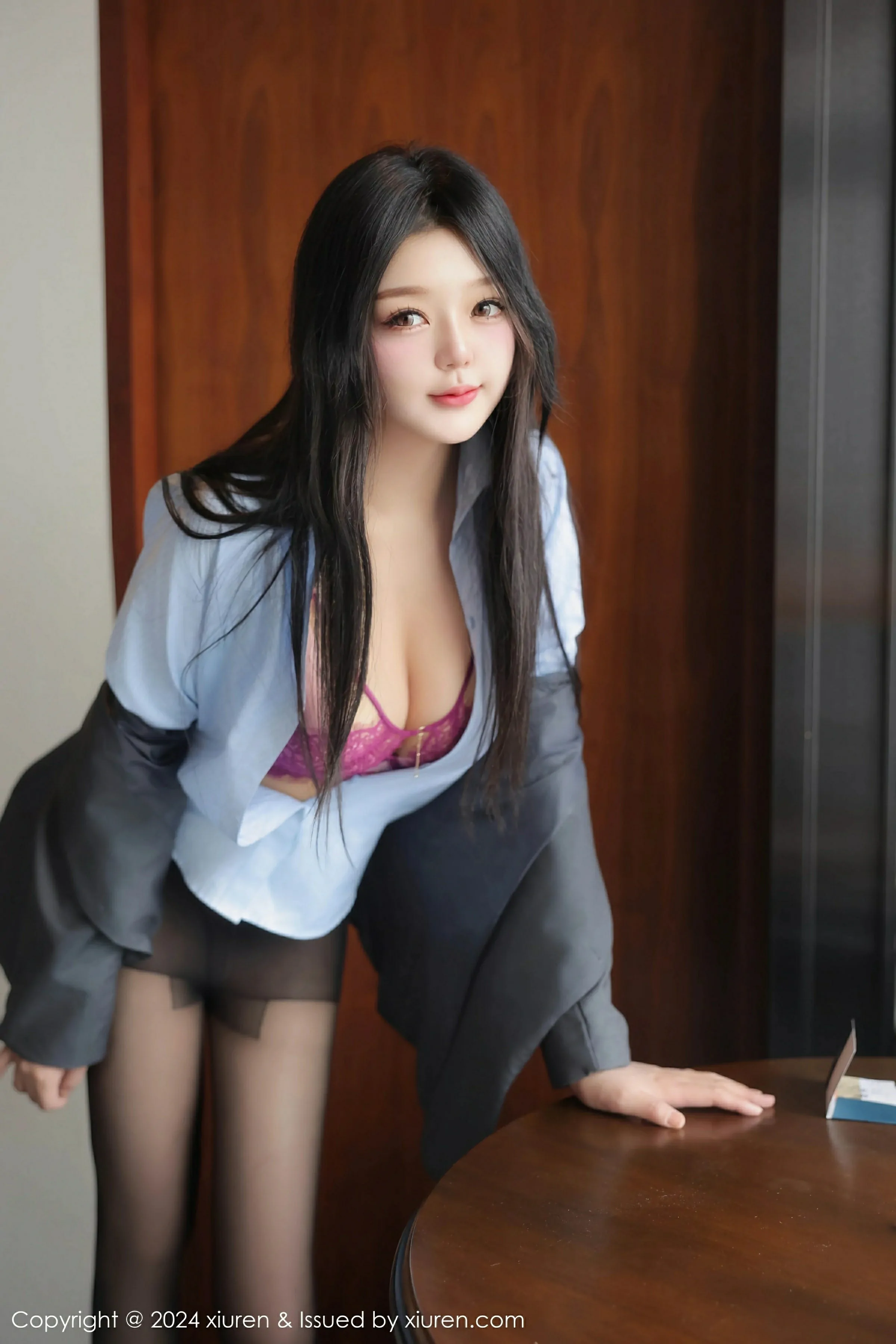 [XiuRen秀人网] 2024.11.15 No.9453 柚柚小奶瓶第1张