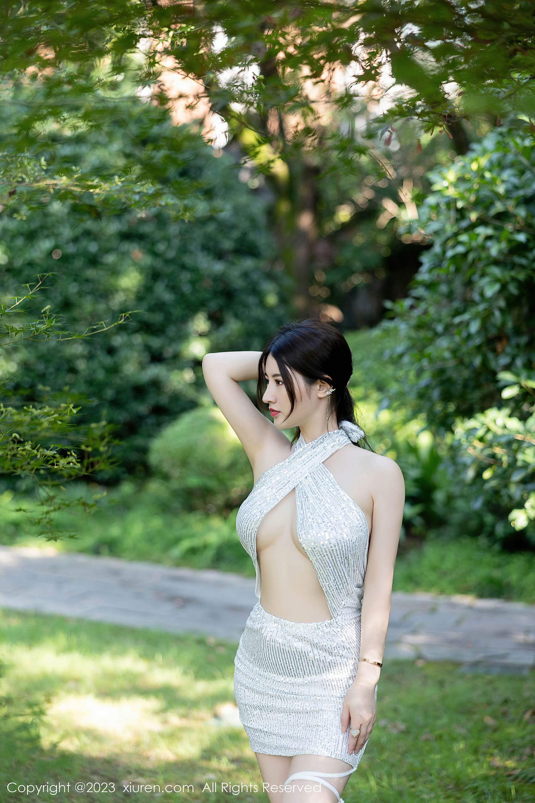 XiuRen 秀人 No.7441 诗诗kiki 美腿丰腴第22张