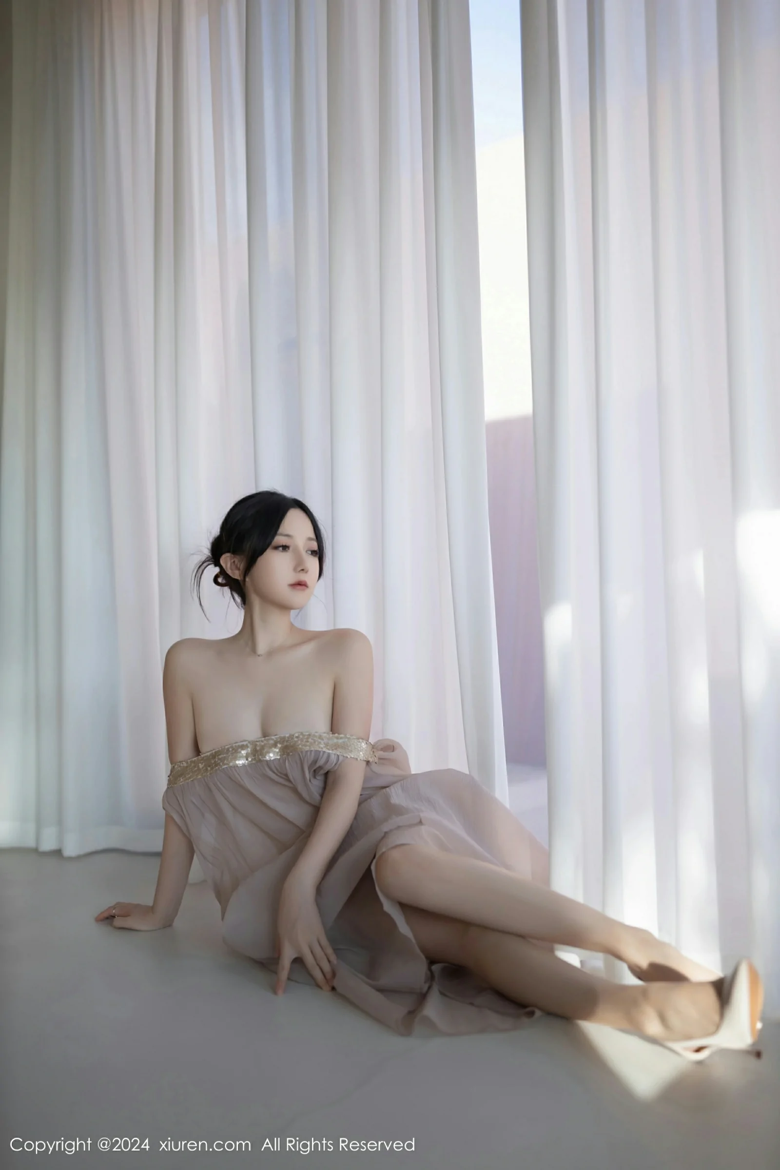 [XiuRen秀人网] 2024.11.22 No.9492 鱼子酱Fish第1张