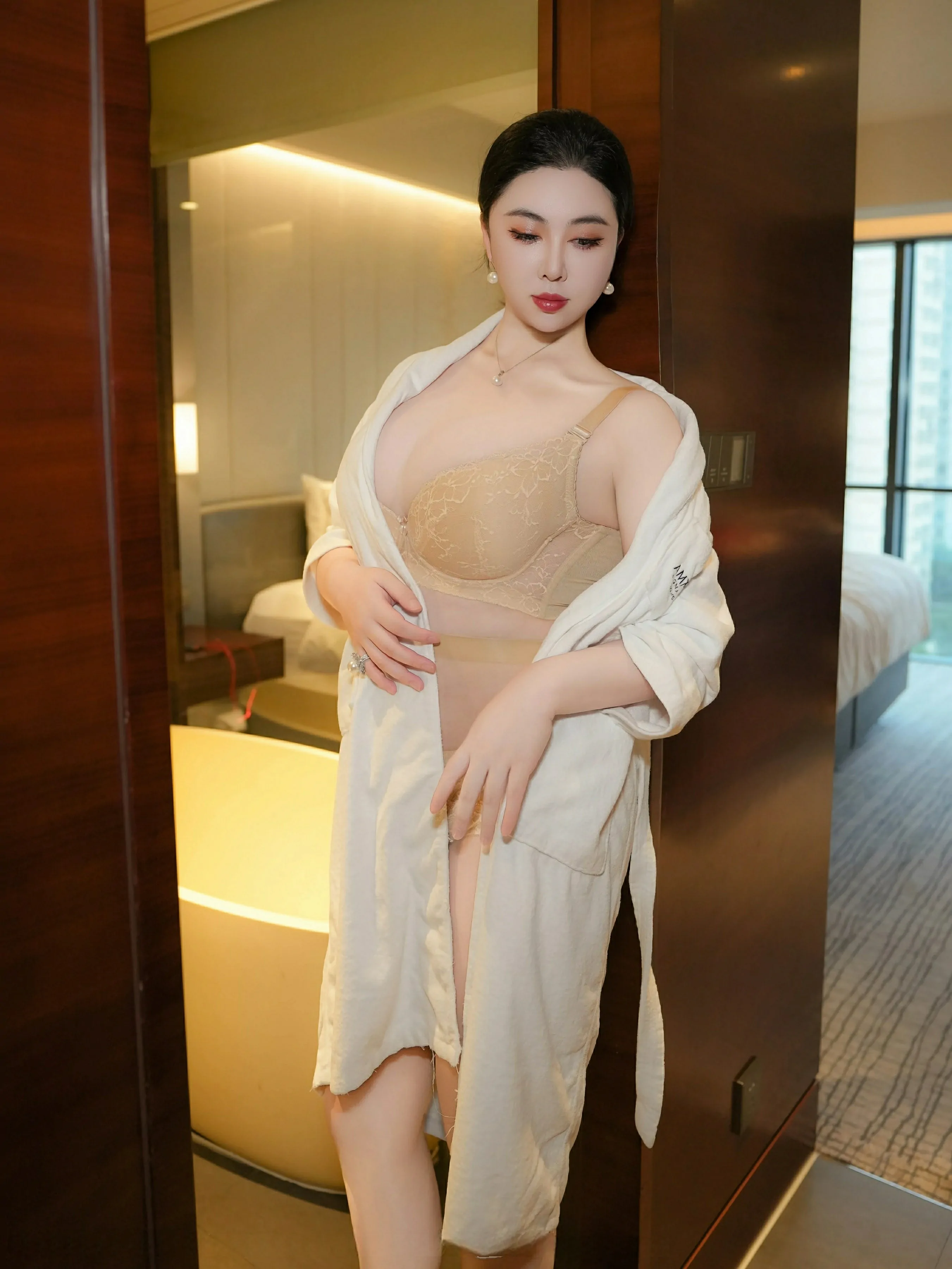 [XiuRen秀人网] 2024.12.02 No.9534 风景尤美第1张