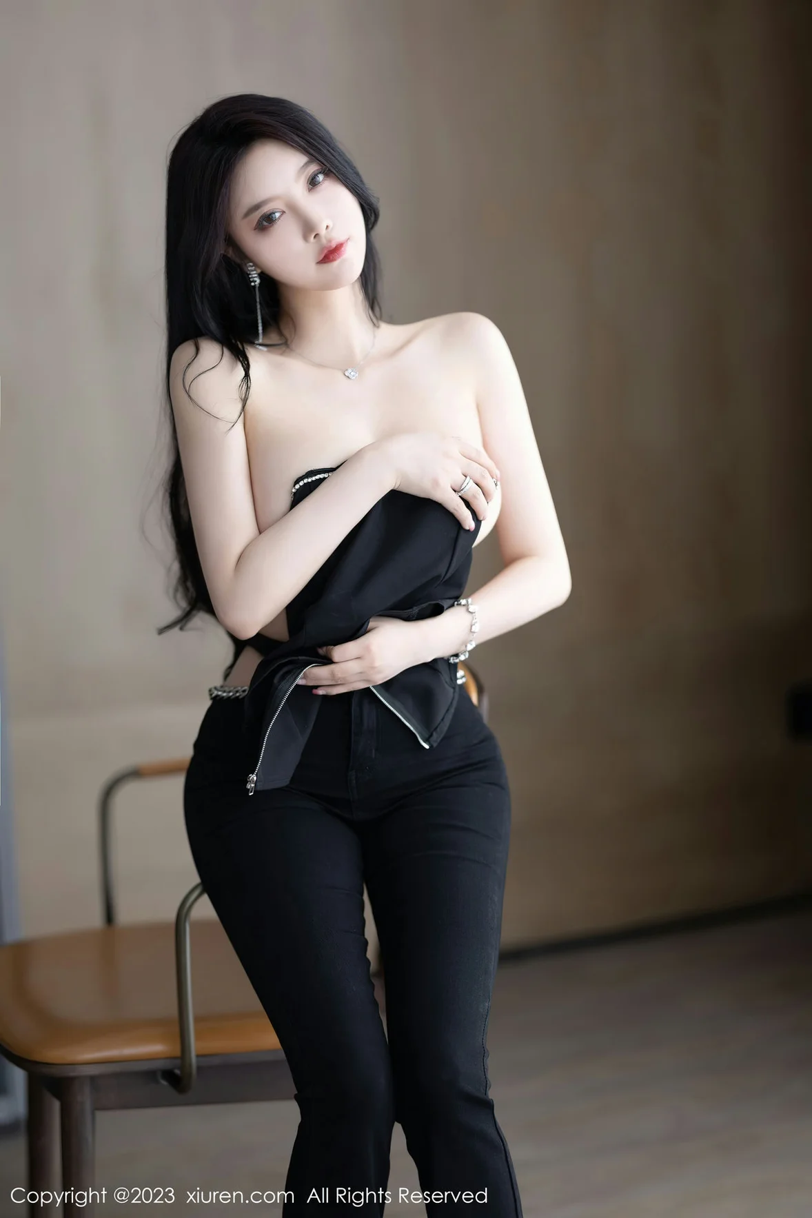  XiuRen 秀人 No.6866 杨晨晨Yome 轻透蕾丝连体衣海南岛旅拍 [91P]第10张