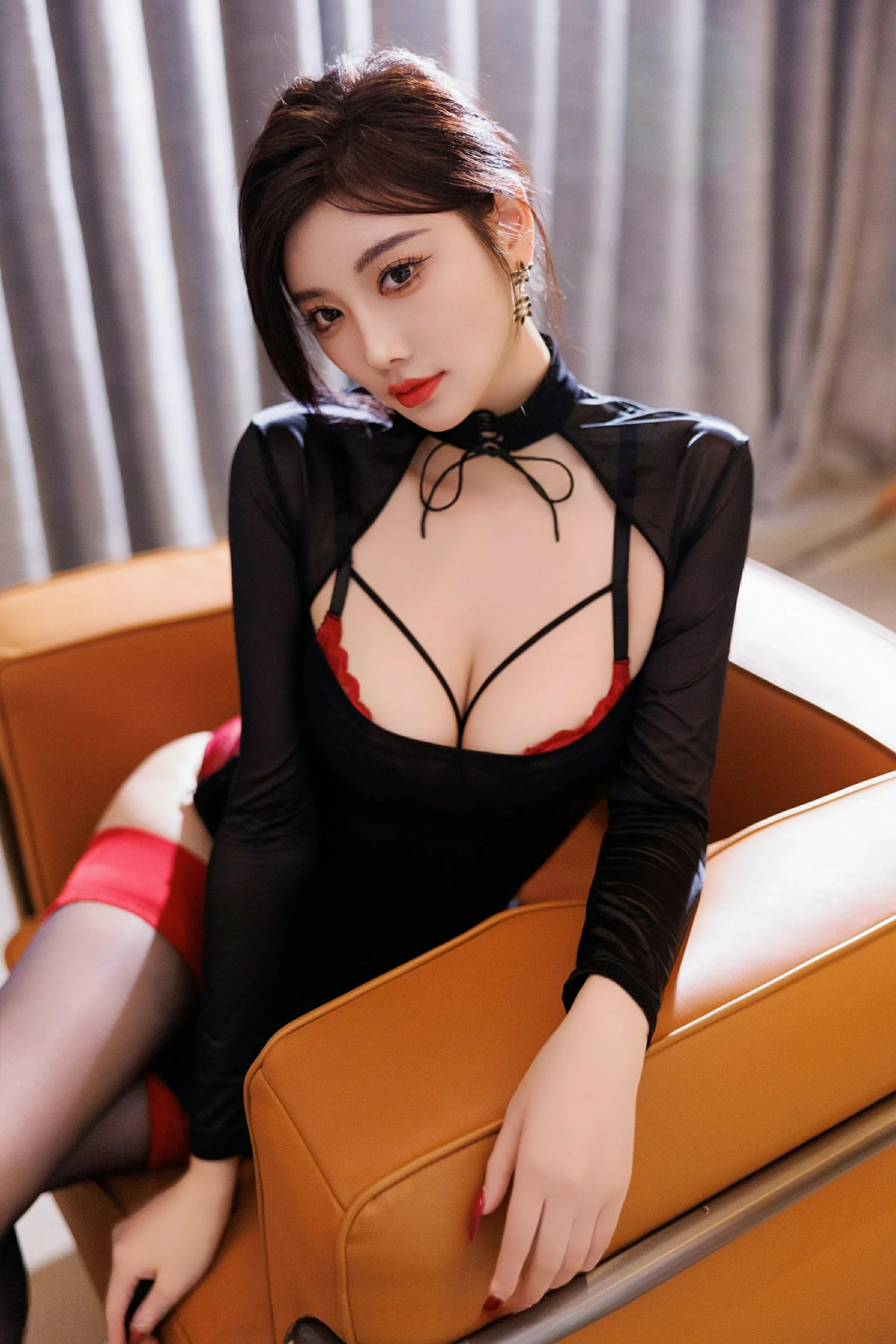 [XiuRen秀人网] 2024.12.13 No.9599 杨晨晨Yome第1张