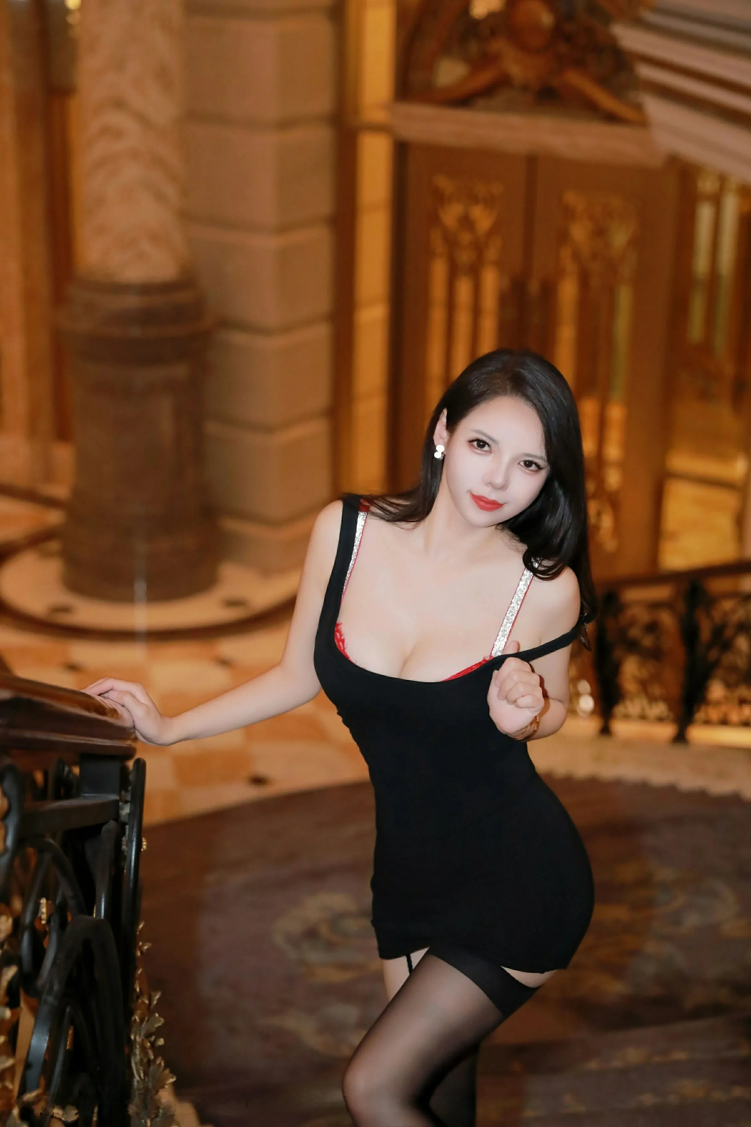 [XiuRen秀人网] 2024.12.25 No.9655 大美妞儿第1张