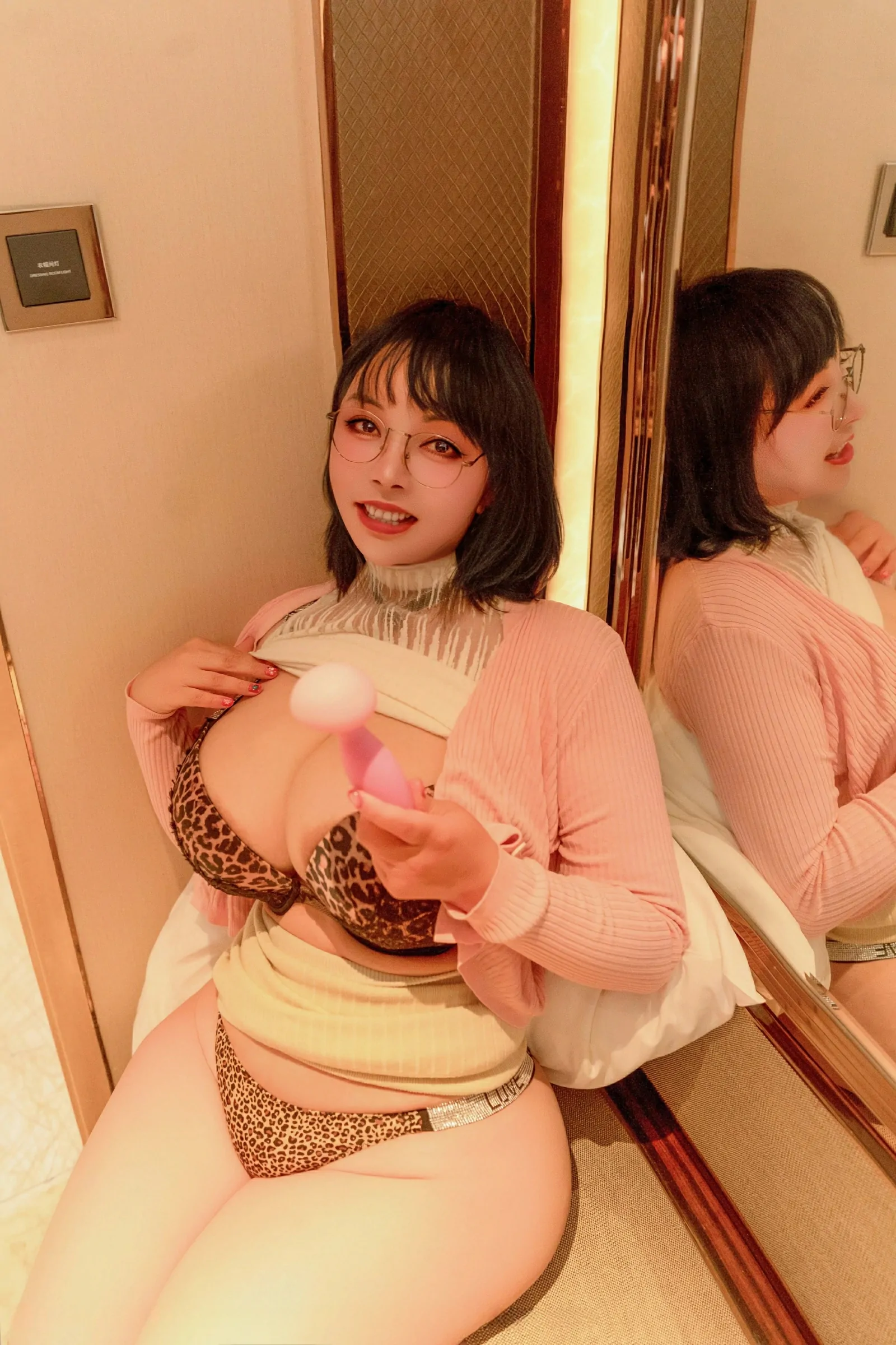 [XiuRen秀人网] 2024.12.31 No.9685 油田溪溪第1张