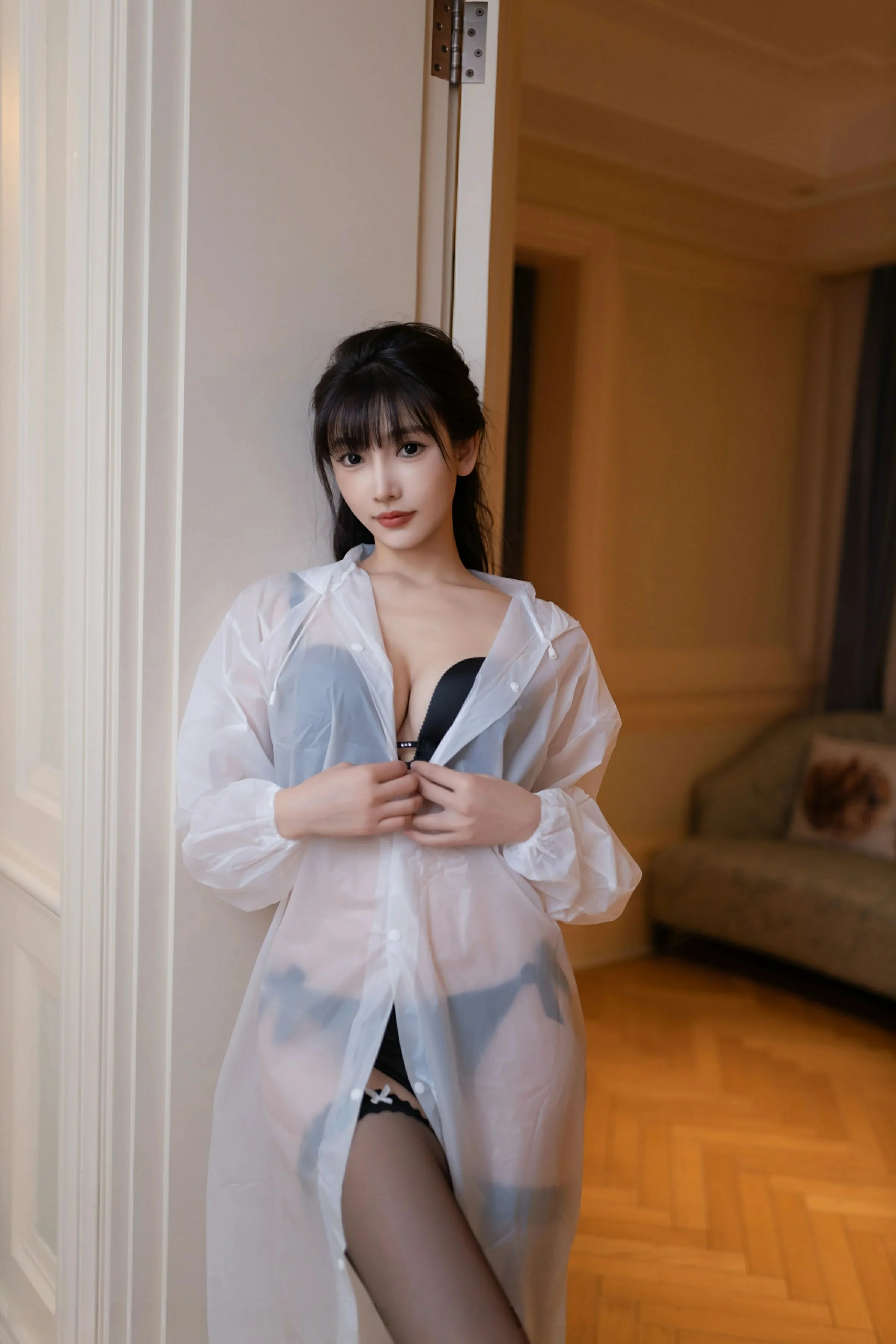 [XiuRen秀人网] 2025.01.02 No.9700 陆萱萱第1张