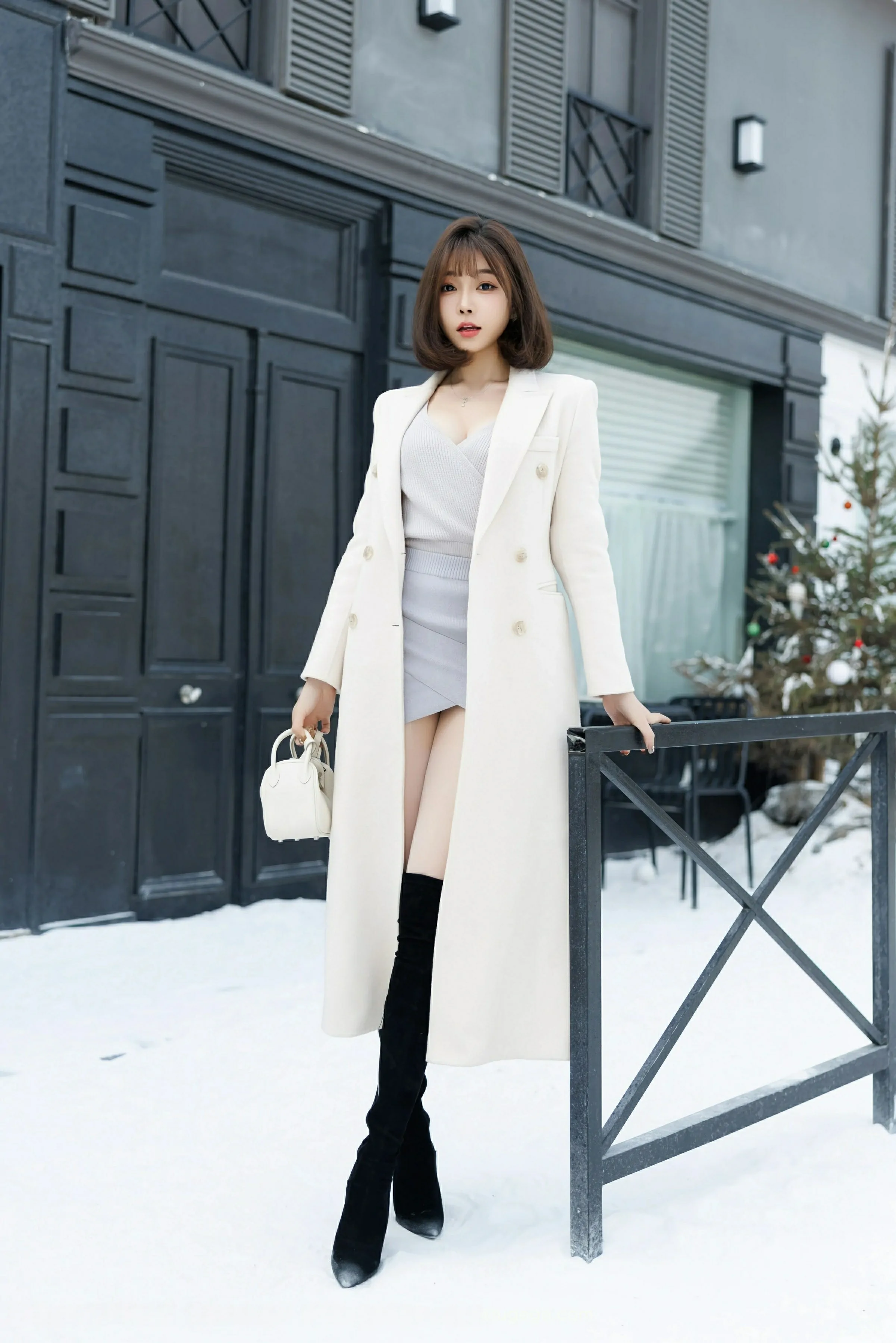 [XiuRen秀人网] 2025.01.09 No.9734 徐莉芝Booty第1张