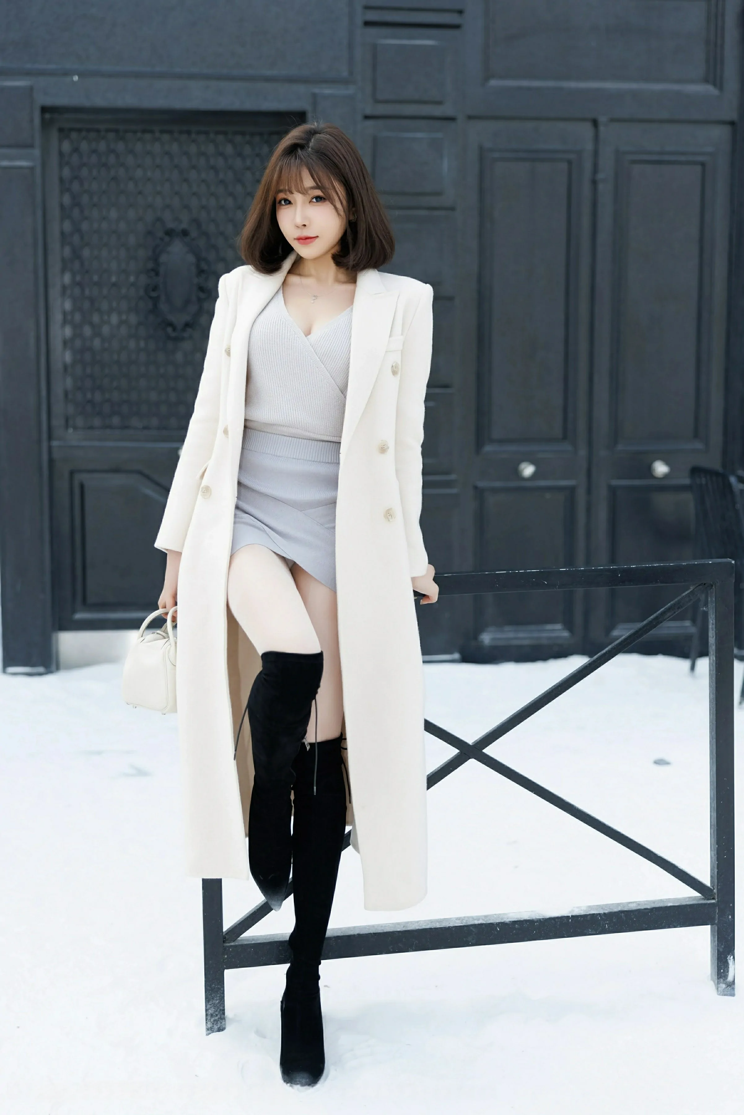 [XiuRen秀人网] 2025.01.09 No.9734 徐莉芝Booty第1张