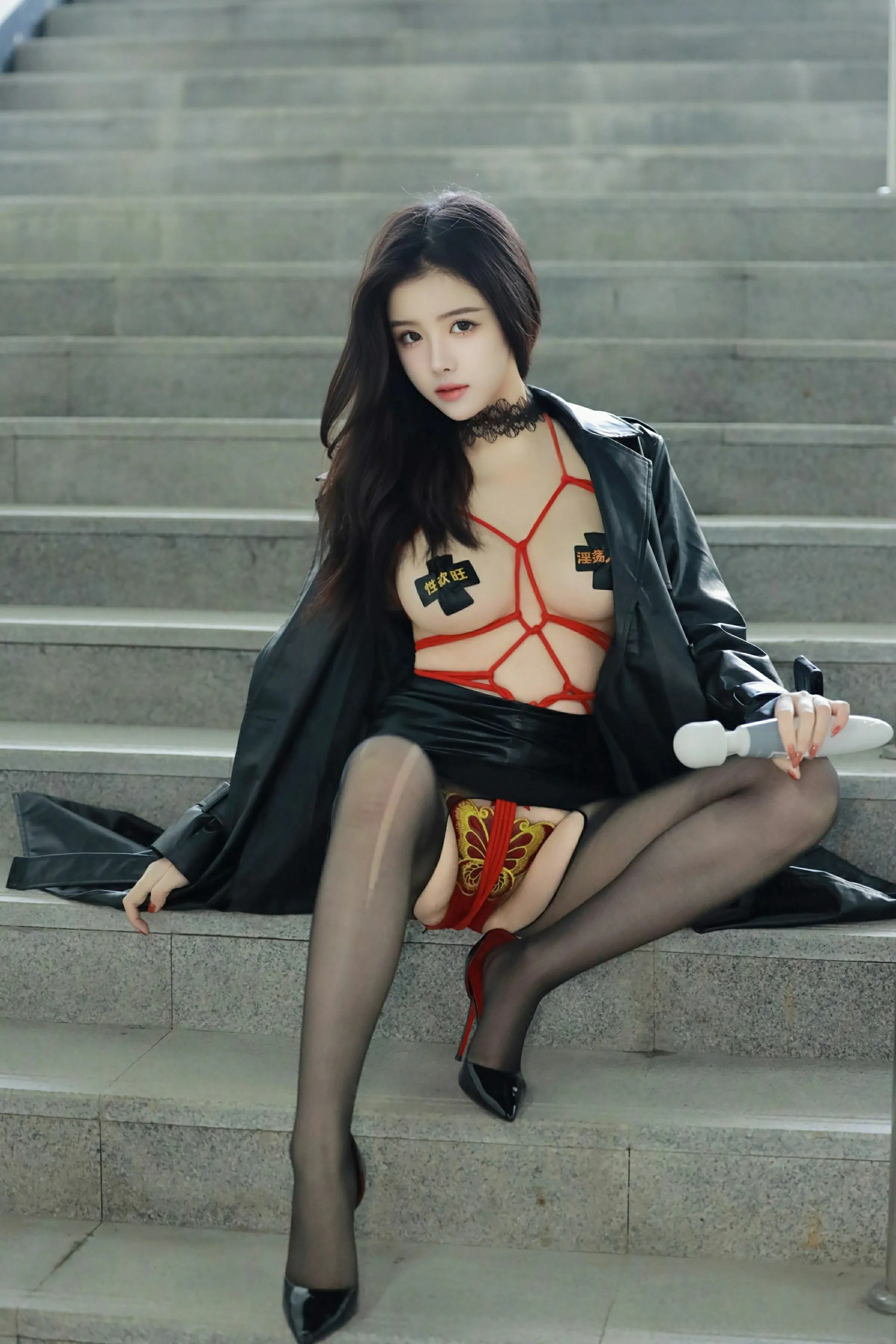 [XiuRen秀人网] 2025.02.08 No.9855 唐翩翩第1张