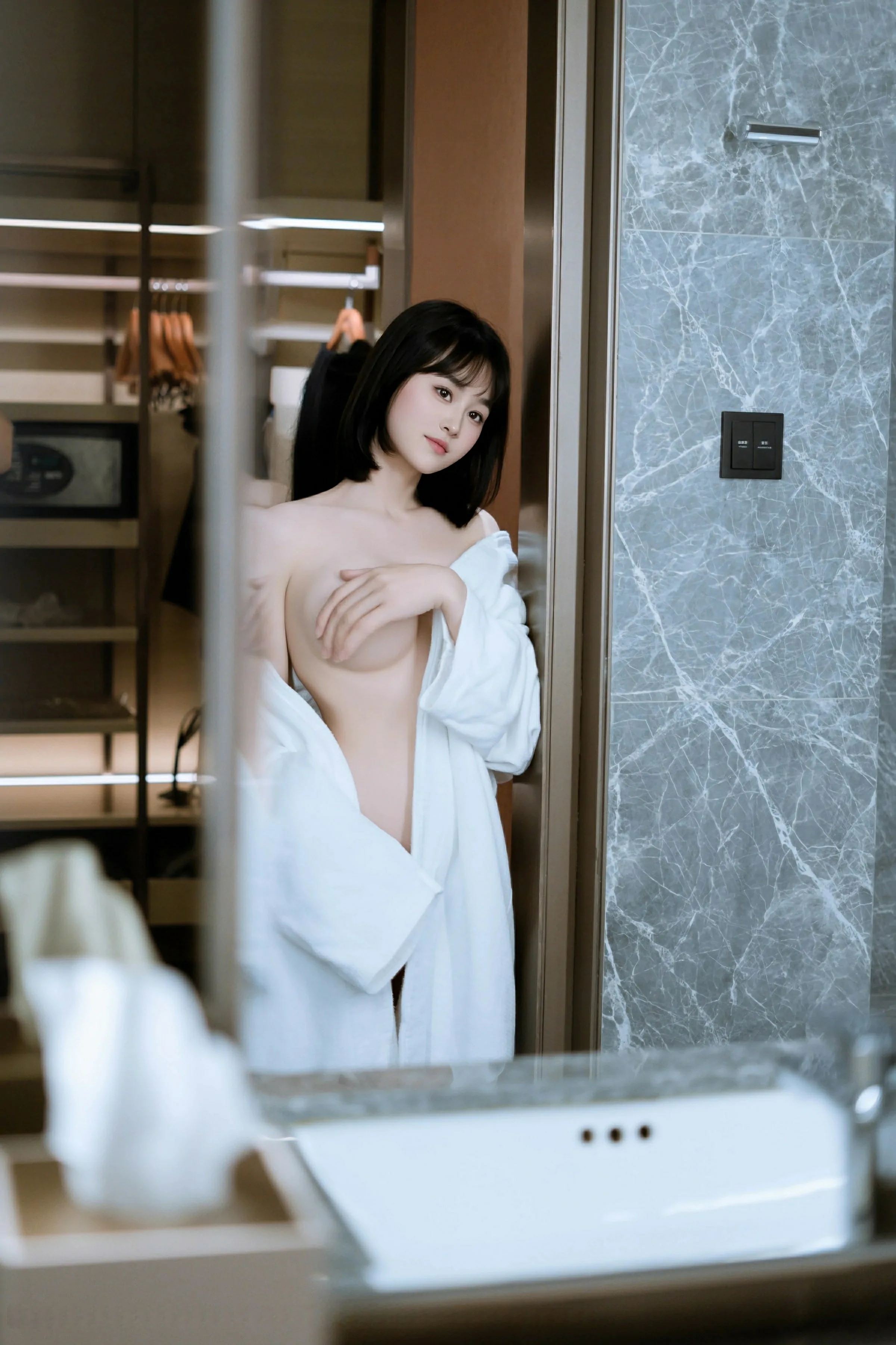 [XiuRen秀人网] 2025.03.06 No.9972 涵涵Luna第1张