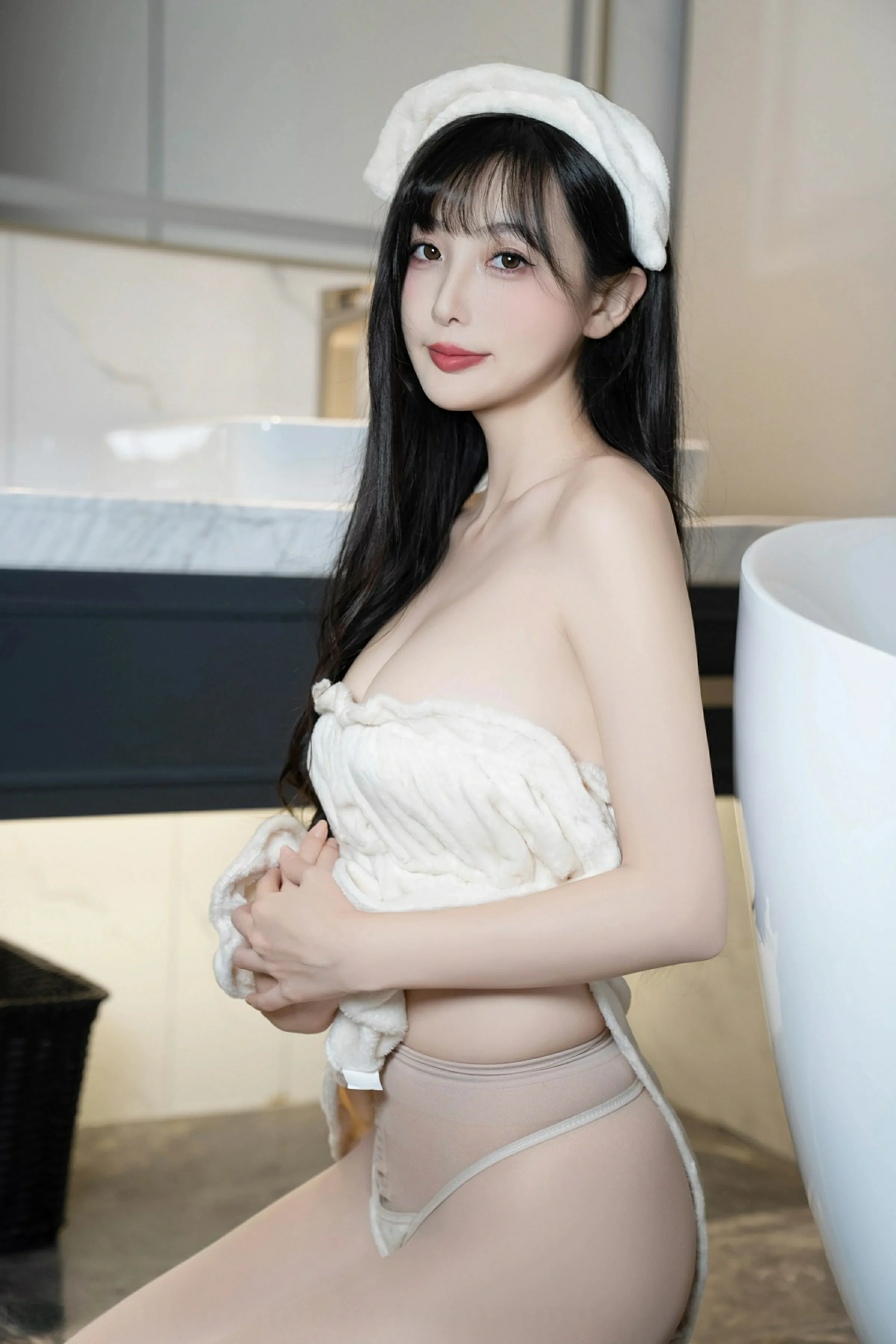 [XiuRen秀人网] 2025.03.12 No.10005 樱桃小阑子第1张