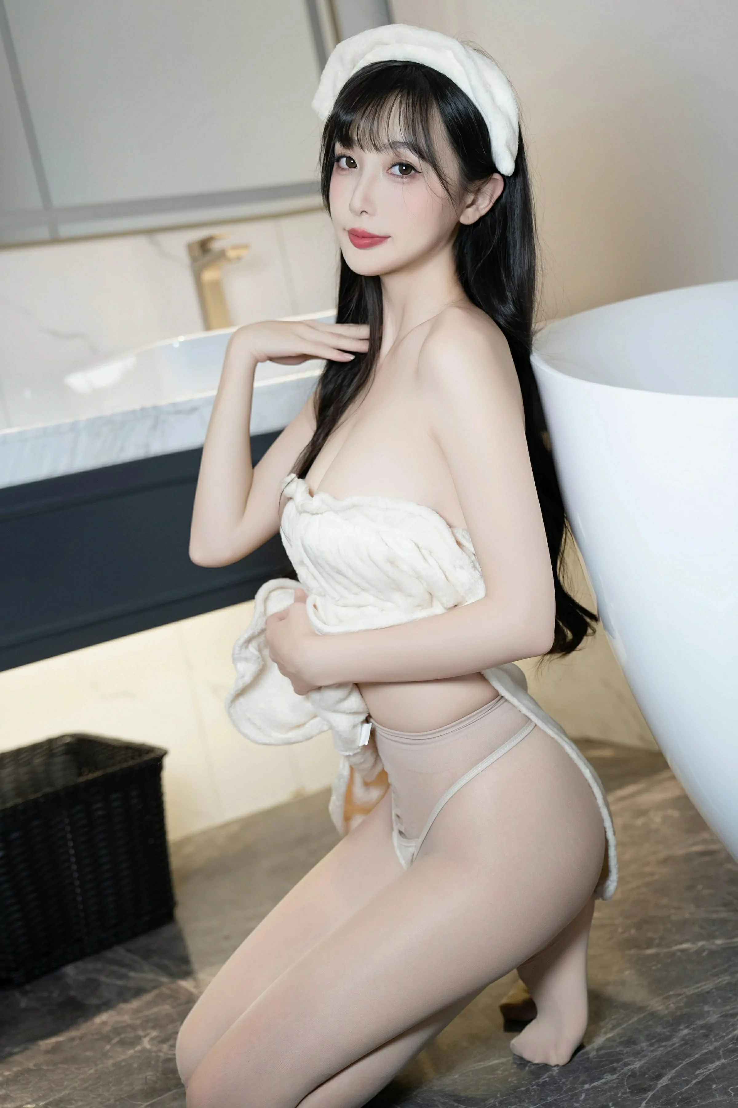 [XiuRen秀人网] 2025.03.12 No.10005 樱桃小阑子第1张
