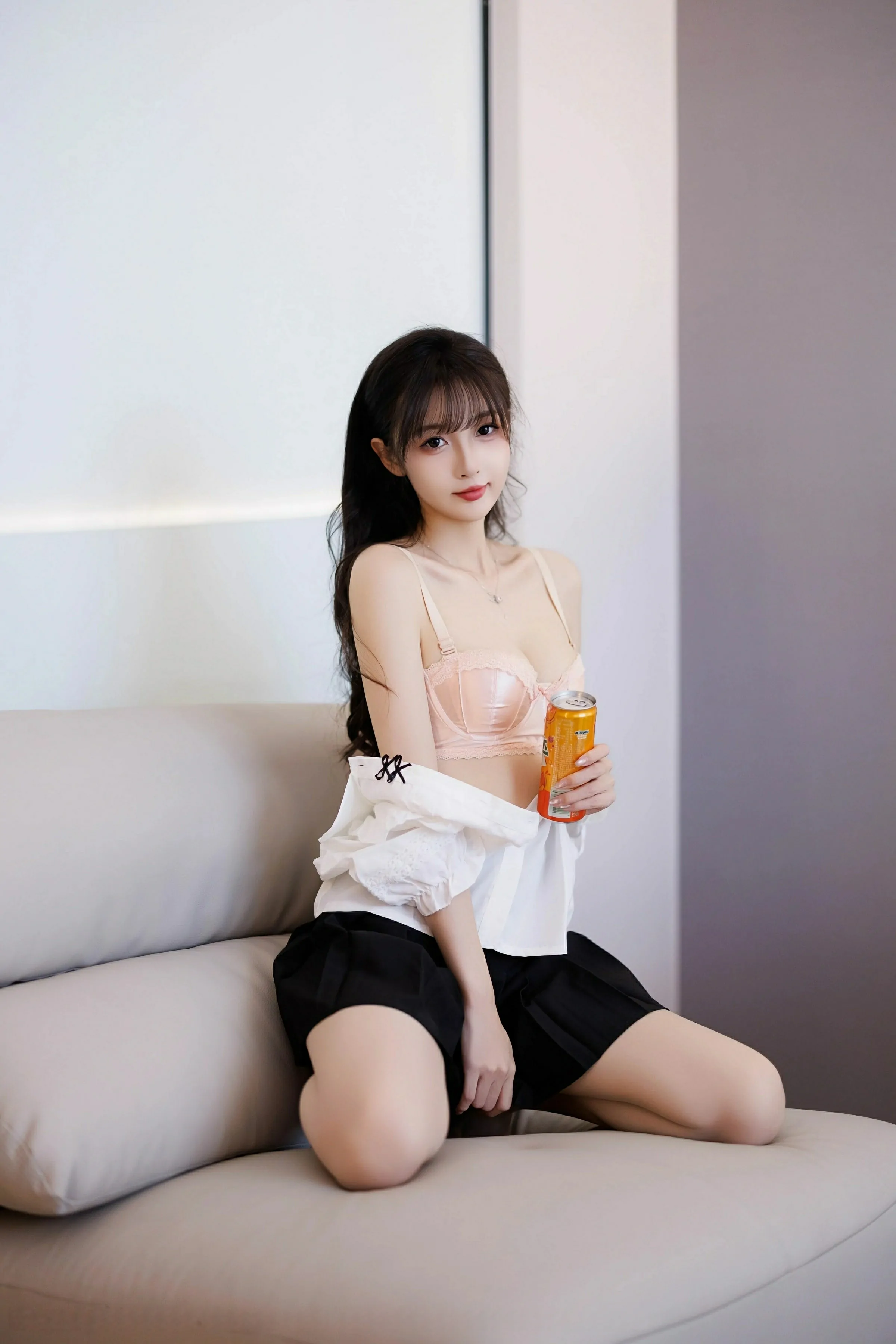 [XiuRen秀人网] 2025.03.25 No.100667 樱桃小阑子第1张