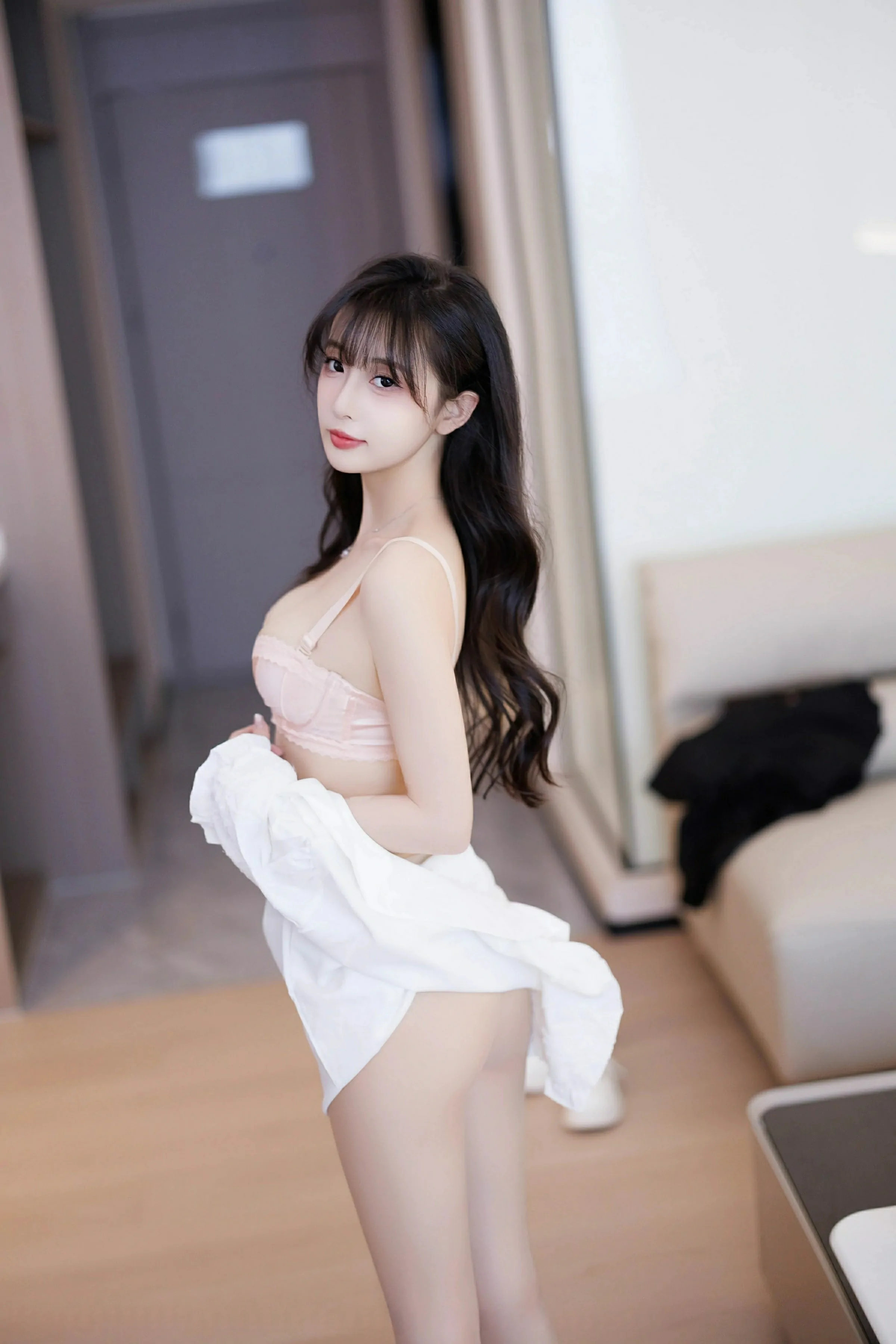 [XiuRen秀人网] 2025.03.25 No.100667 樱桃小阑子第1张