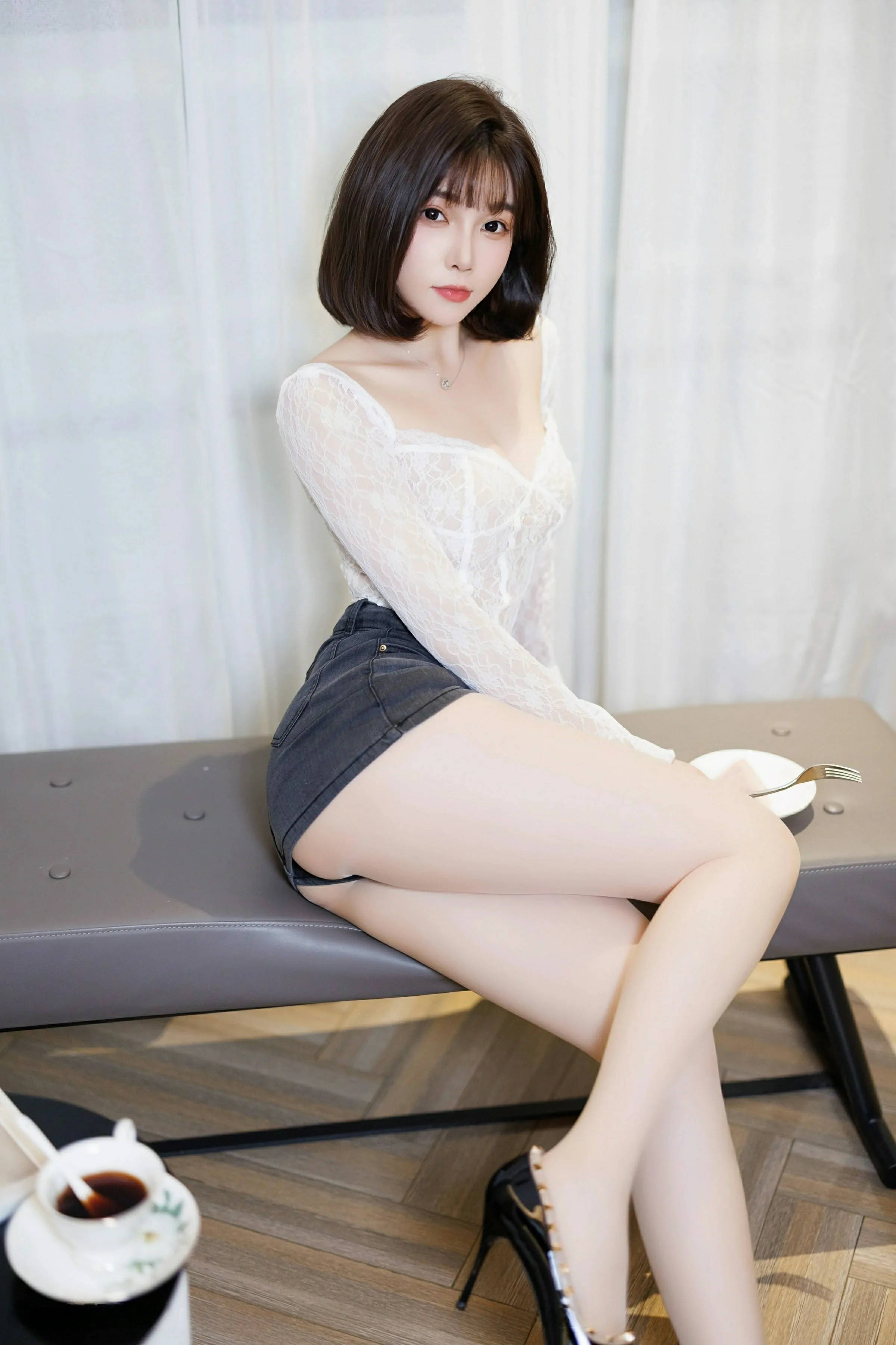 [XiuRen秀人网] 2025.04.03 No.10113 徐莉芝Booty第1张