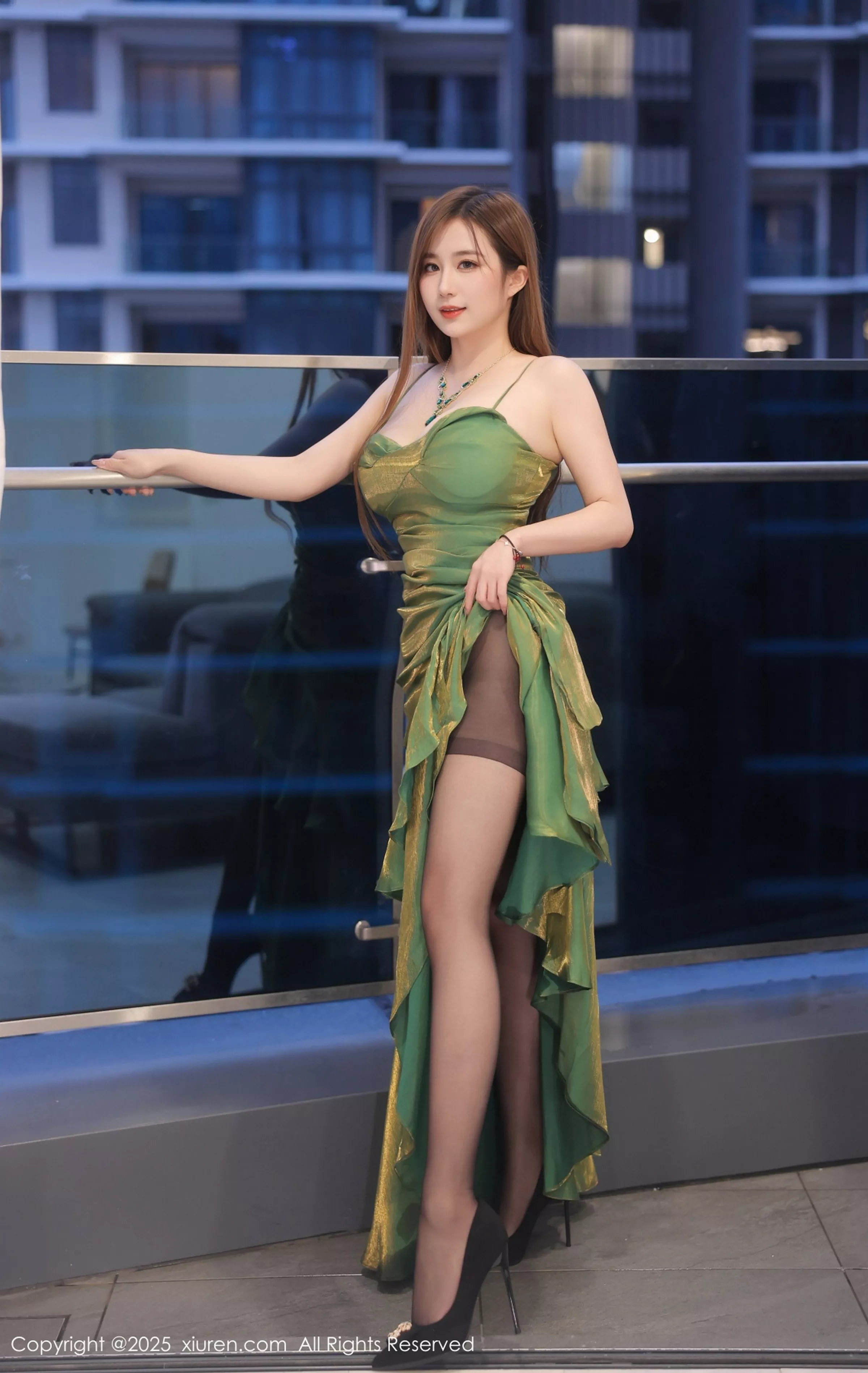 [XiuRen秀人网] 2025.04.18 No.10169 小肉肉咪第1张