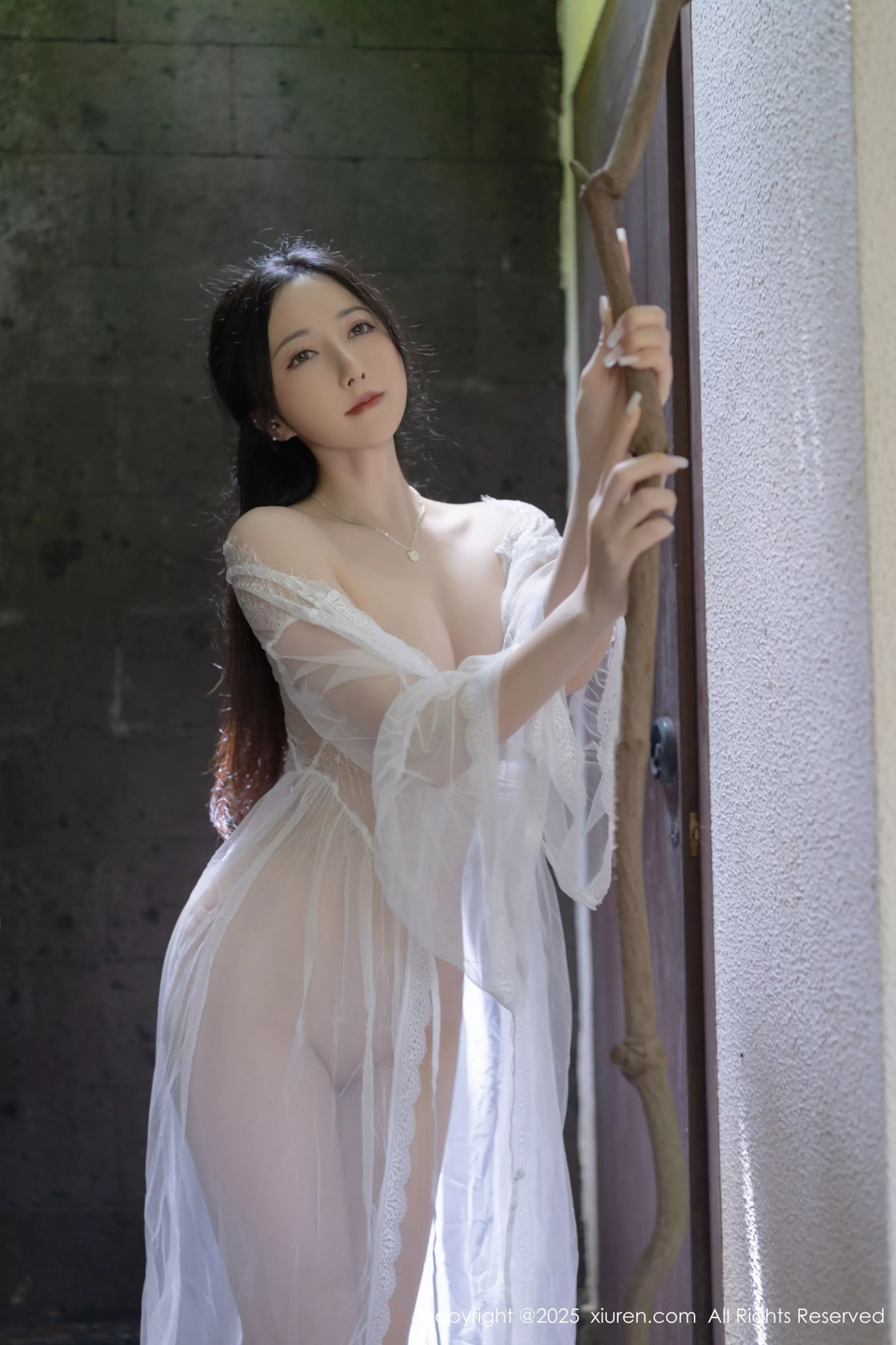 [XiuRen秀人网] 2025.04.18 No.10173 鱼子酱Fish第1张