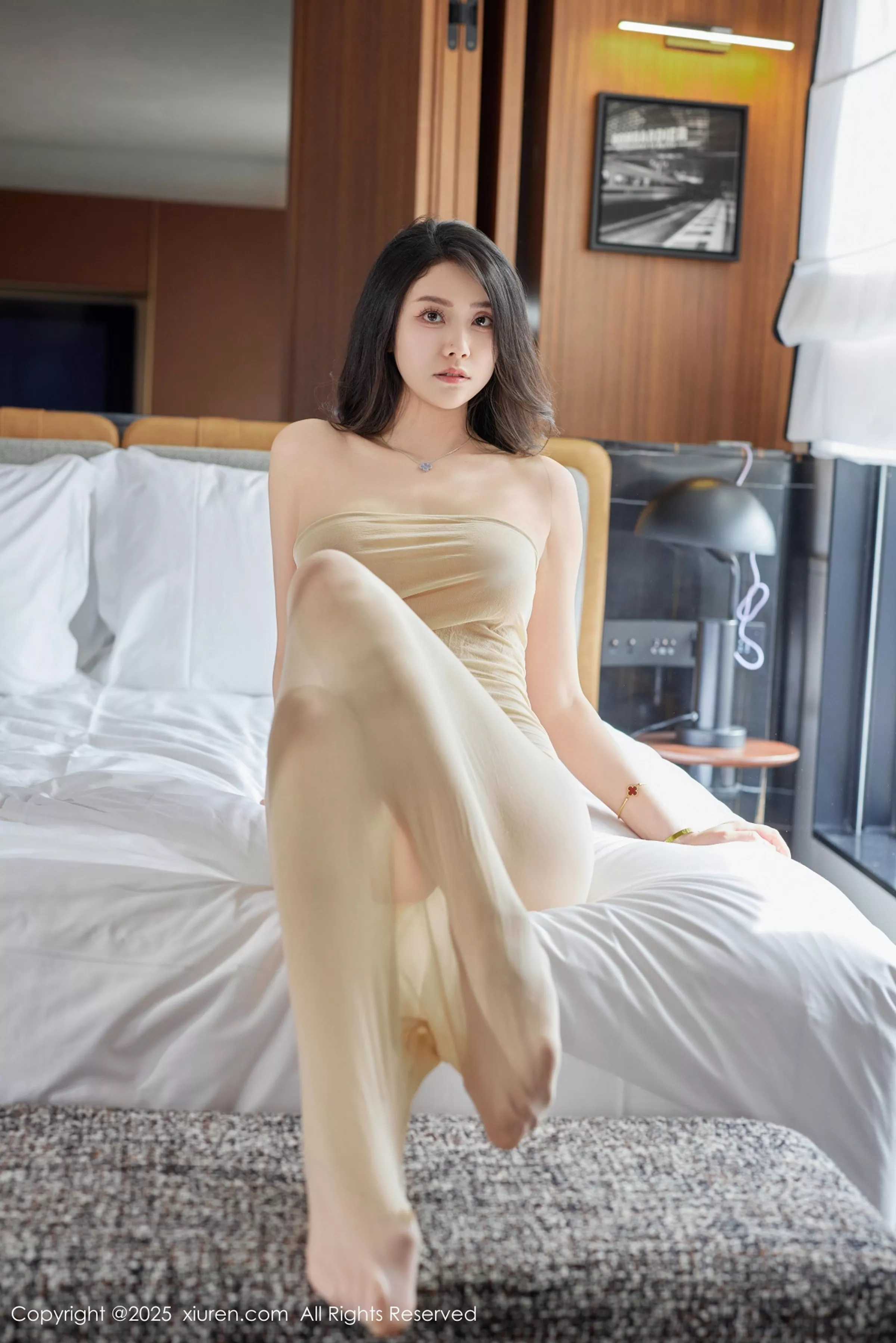 [XiuRen秀人网] 2025.04.21 No.10175 方子萱第1张
