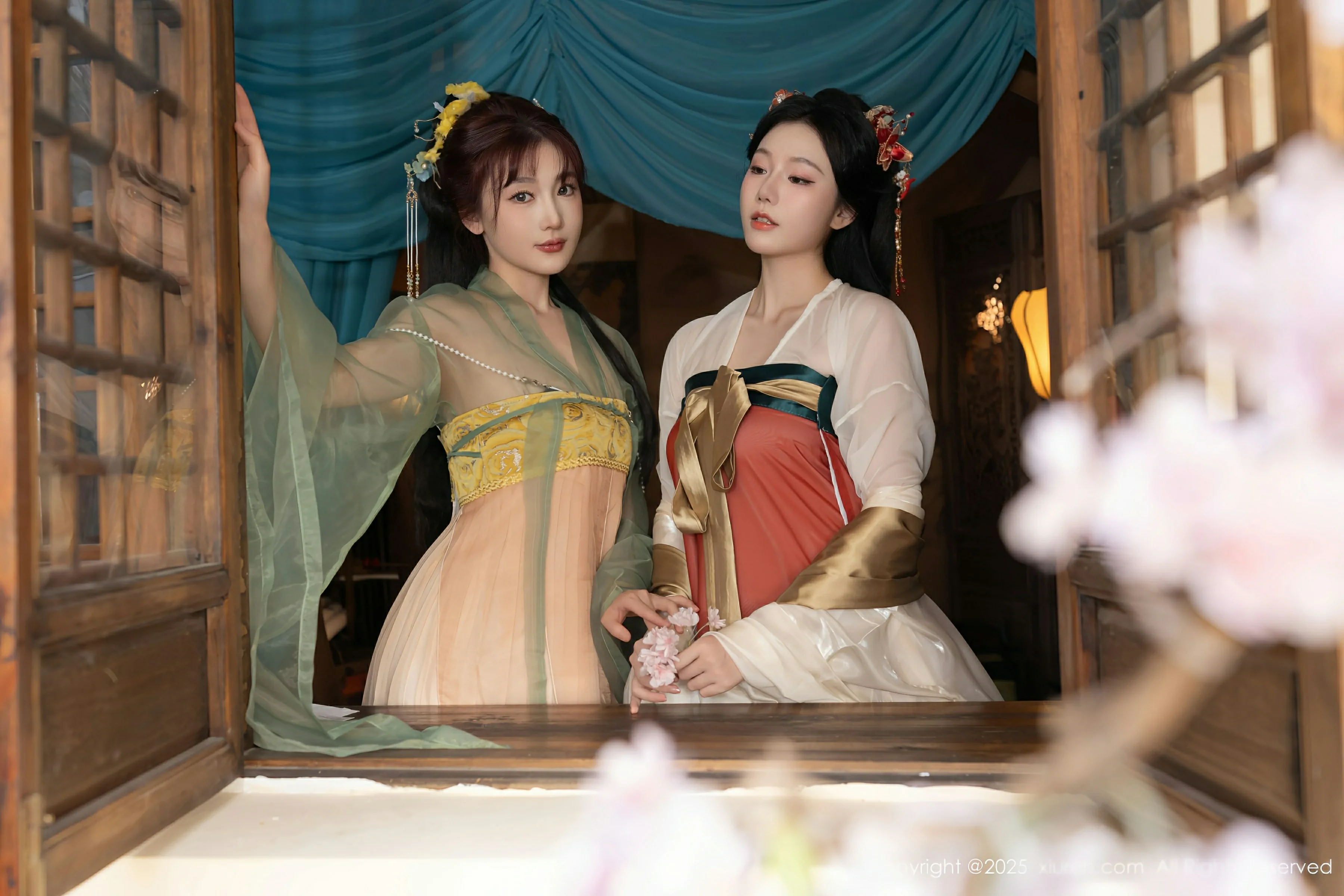 [XiuRen秀人网] 2025.04.29 No.10223 陆萱萱 安然anran 模特合集第1张