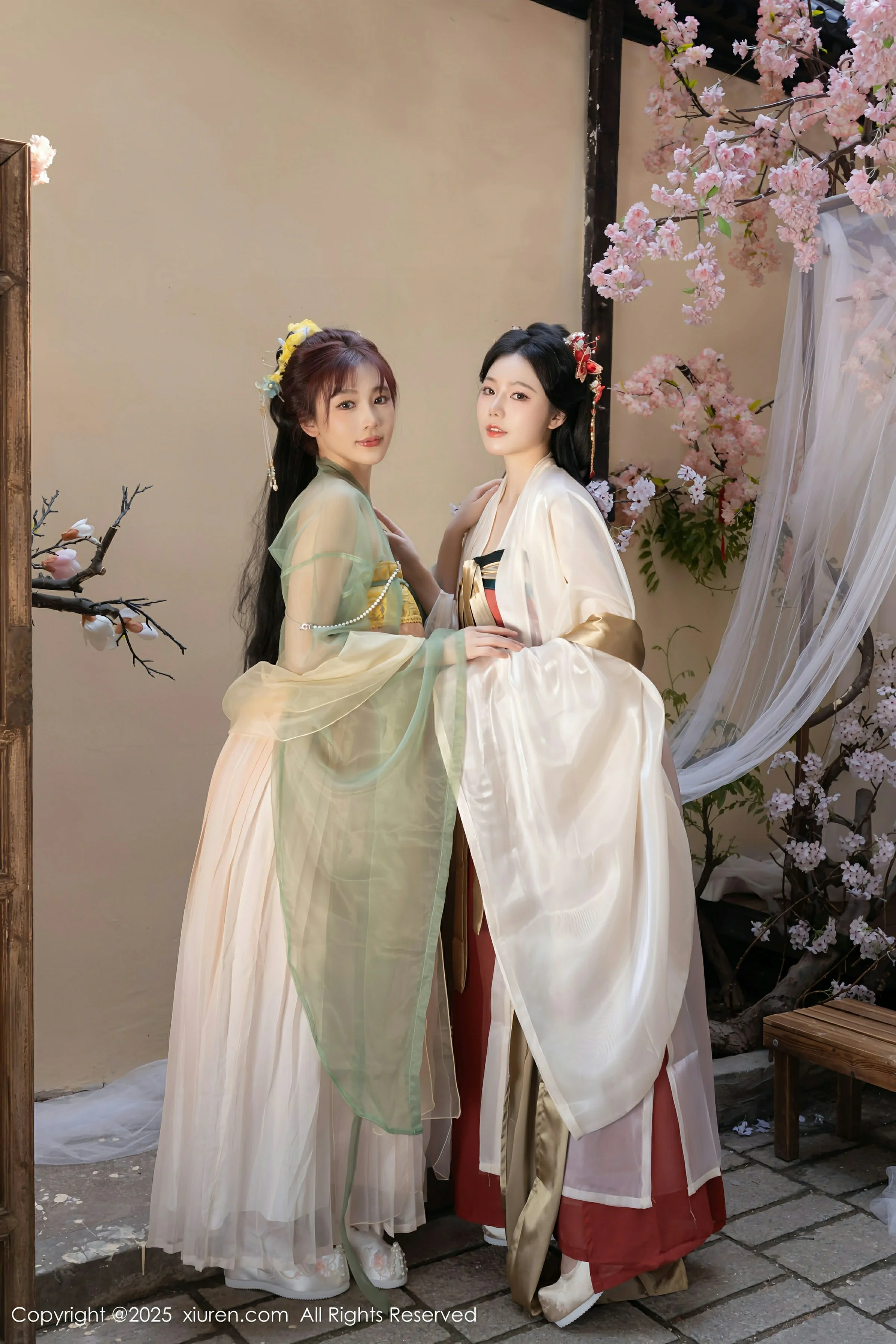 [XiuRen秀人网] 2025.04.29 No.10223 陆萱萱 安然anran 模特合集第1张
