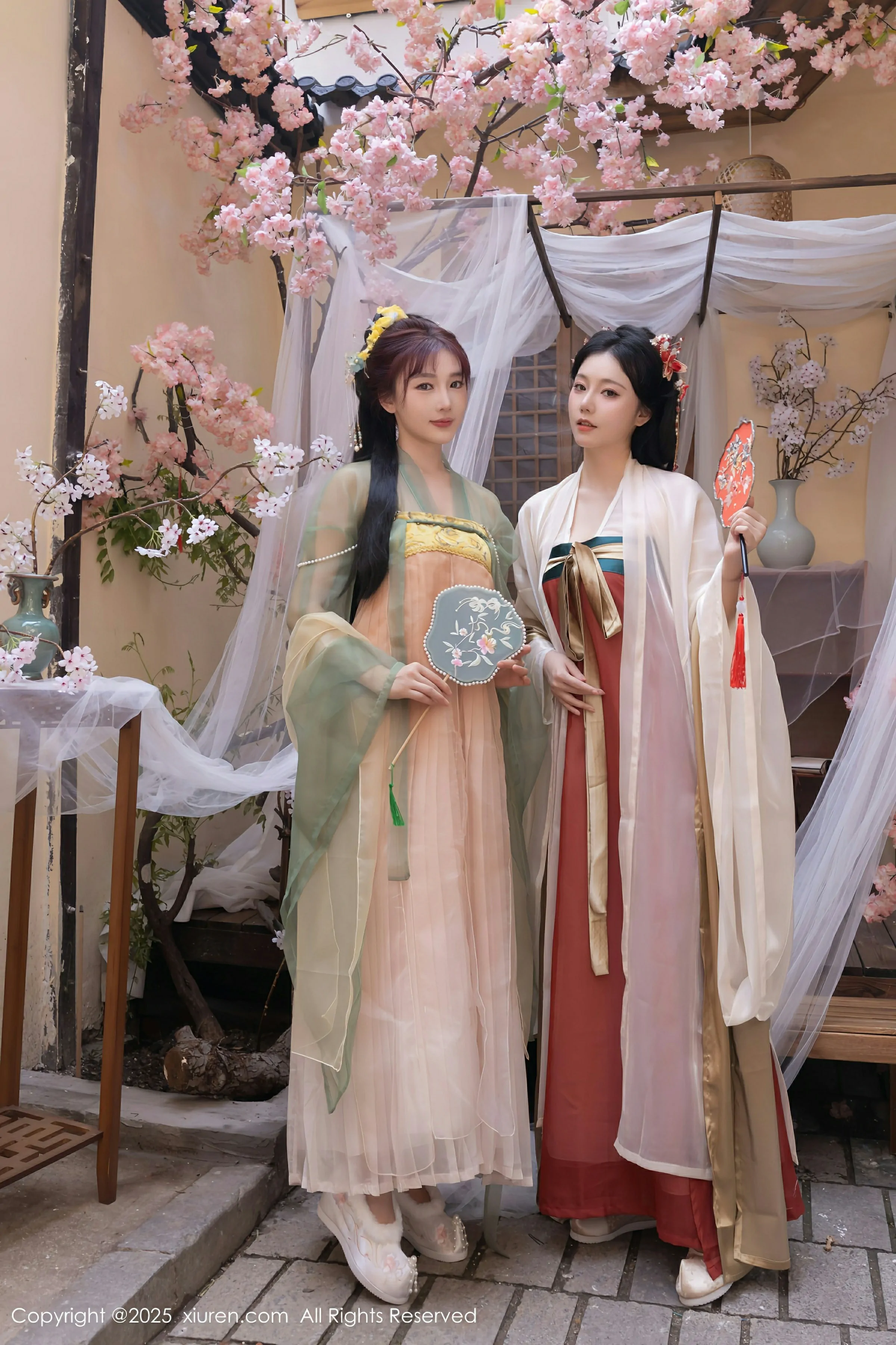 [XiuRen秀人网] 2025.04.29 No.10223 陆萱萱 安然anran 模特合集第1张