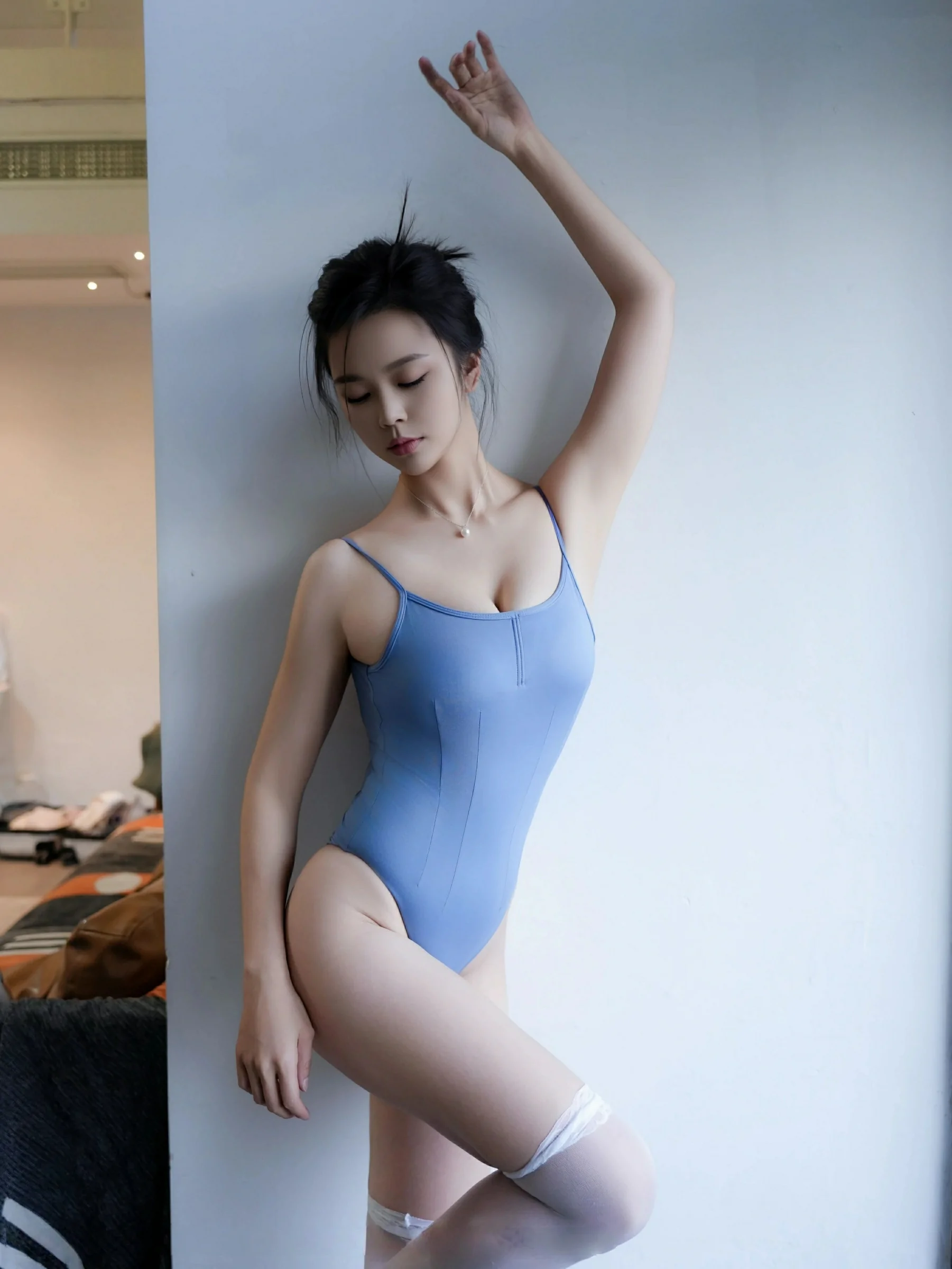 [XIUREN秀人网] 2025.05.26 No.10327 玫瑰我爱你第1张
